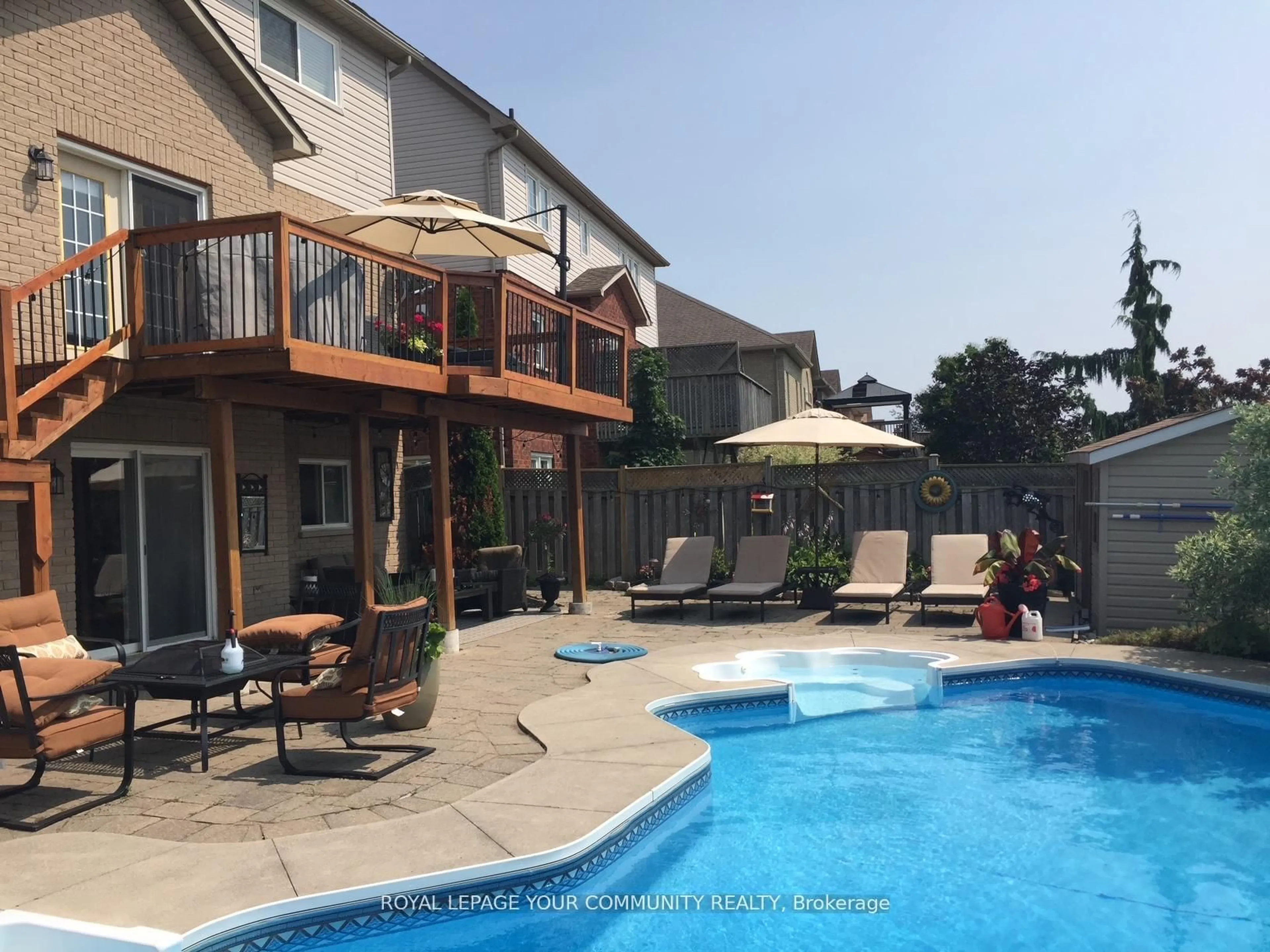 Patio, water/lake/river/ocean view for 1516 Skyview St, Oshawa Ontario L1K 2S3
