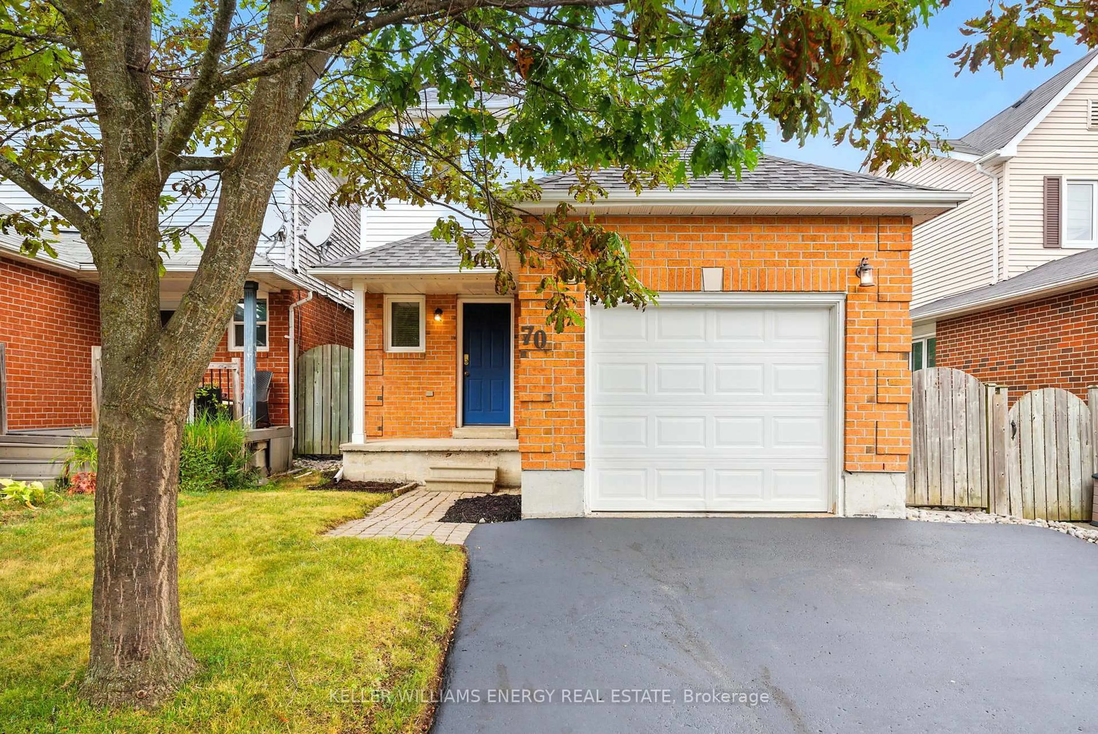 Home with brick exterior material, street for 70 Hart Blvd, Clarington Ontario L1B 1E4
