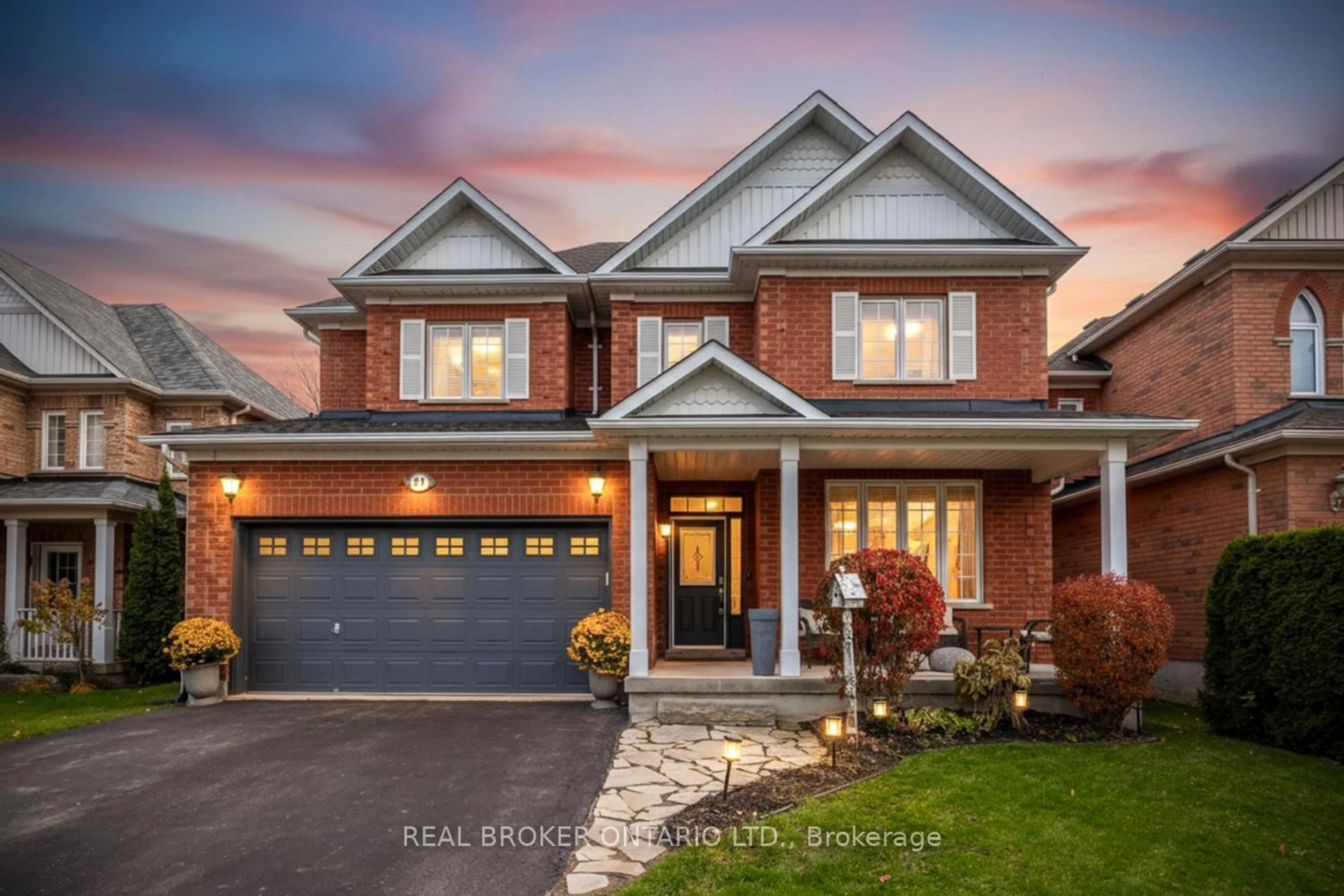 Home with brick exterior material, street for 61 Bloom Ave, Clarington Ontario L1B 1N6