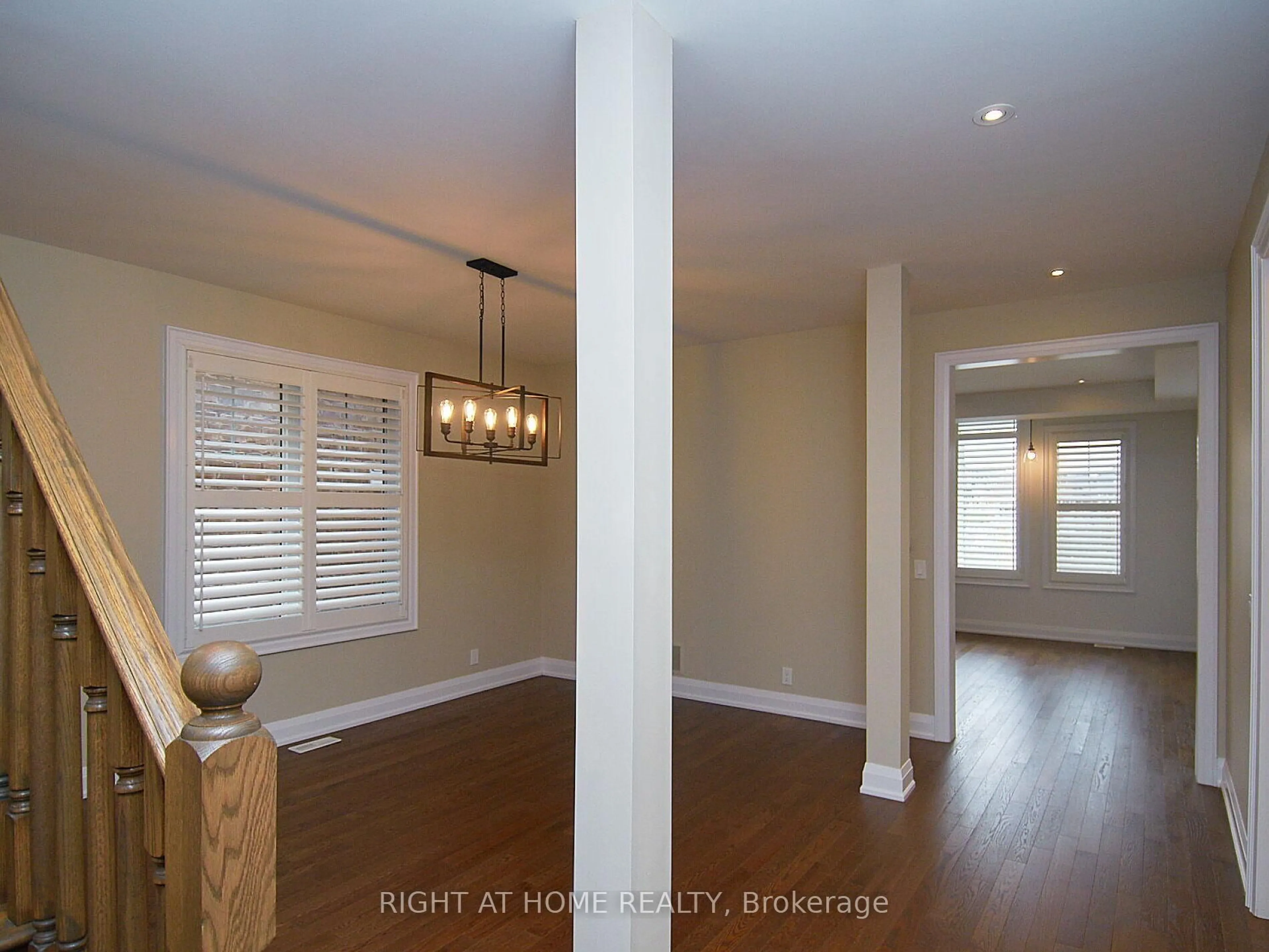 Unknown for 2344 Dobbinton St, Oshawa Ontario L1L 0L4