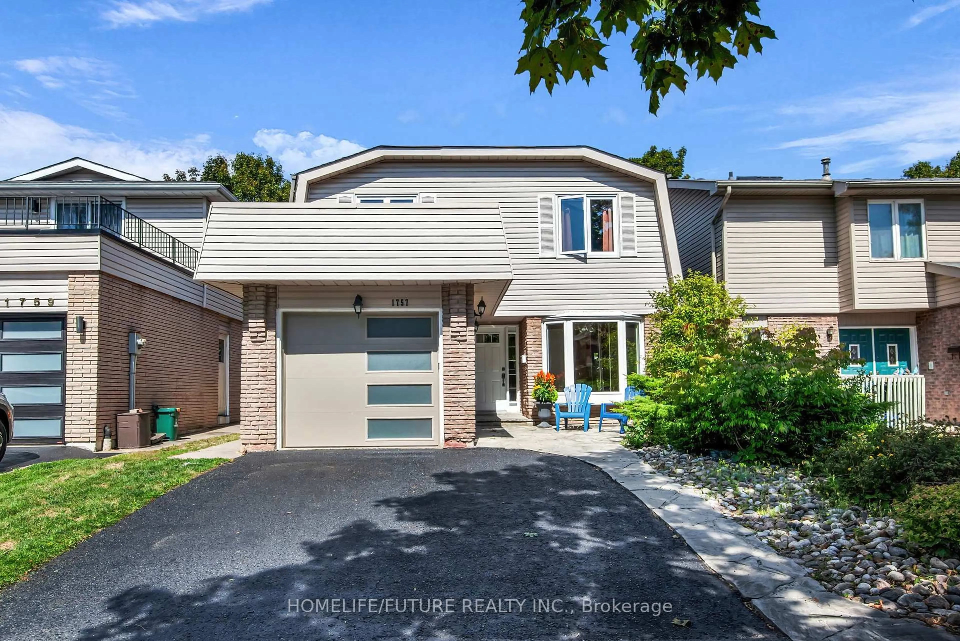 Home with vinyl exterior material, street for 1757 Shadybrook Dr, Pickering Ontario L1V 3A6