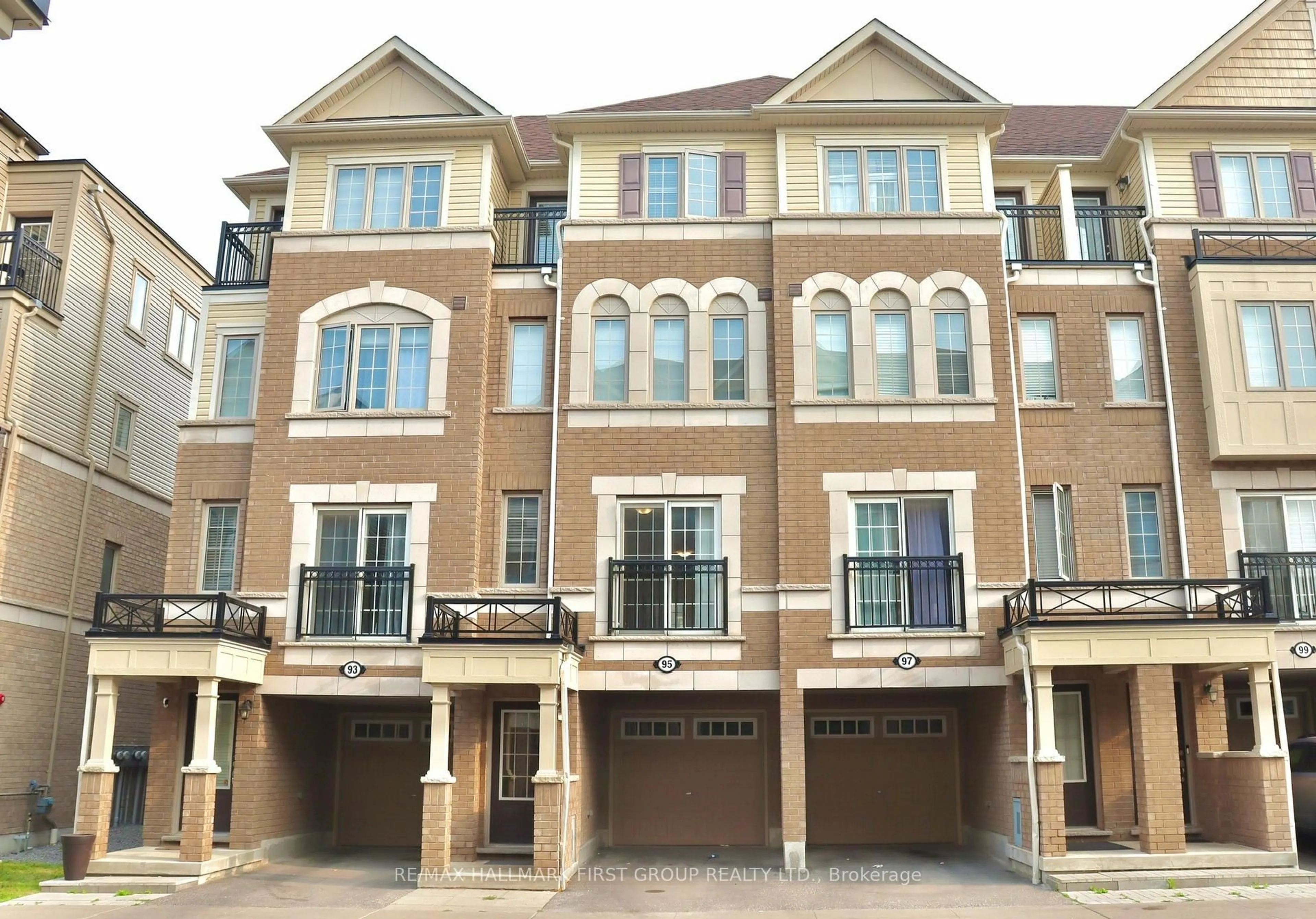 Unknown for 95 Sarita Path, Oshawa Ontario L1L 0K7