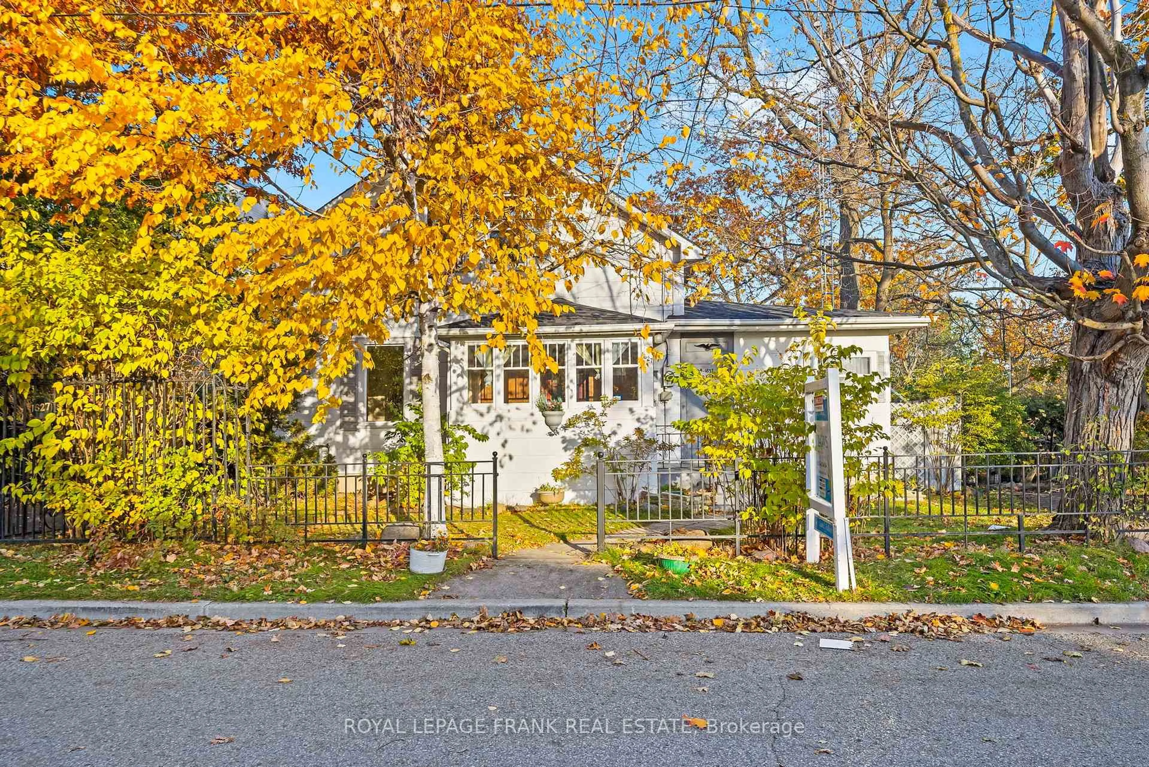 Unknown for 1627 Dufferin St, Whitby Ontario L1N 1B3