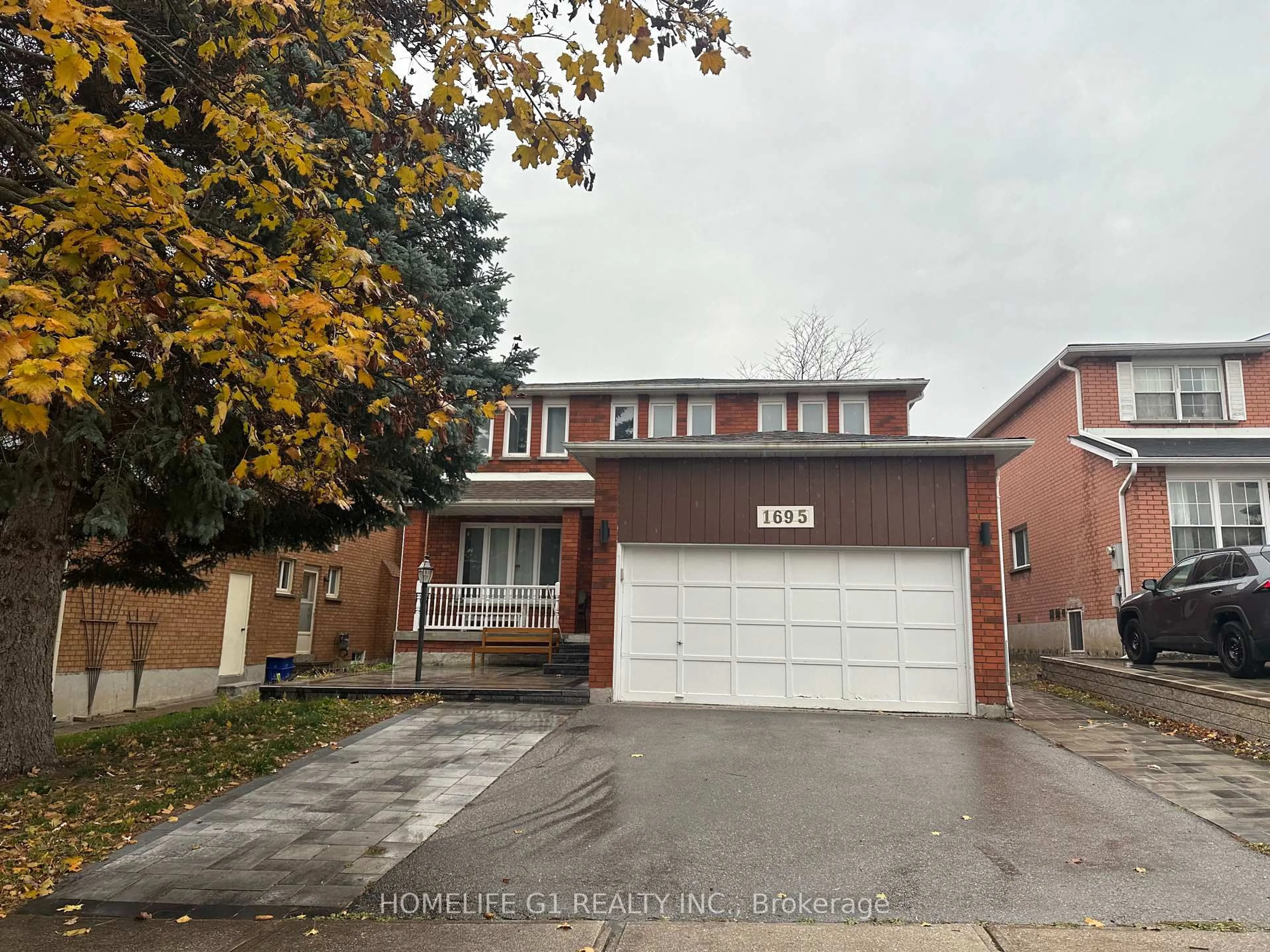 Home with brick exterior material, street for 1695 Major Oaks Rd, Pickering Ontario L1X 1X2