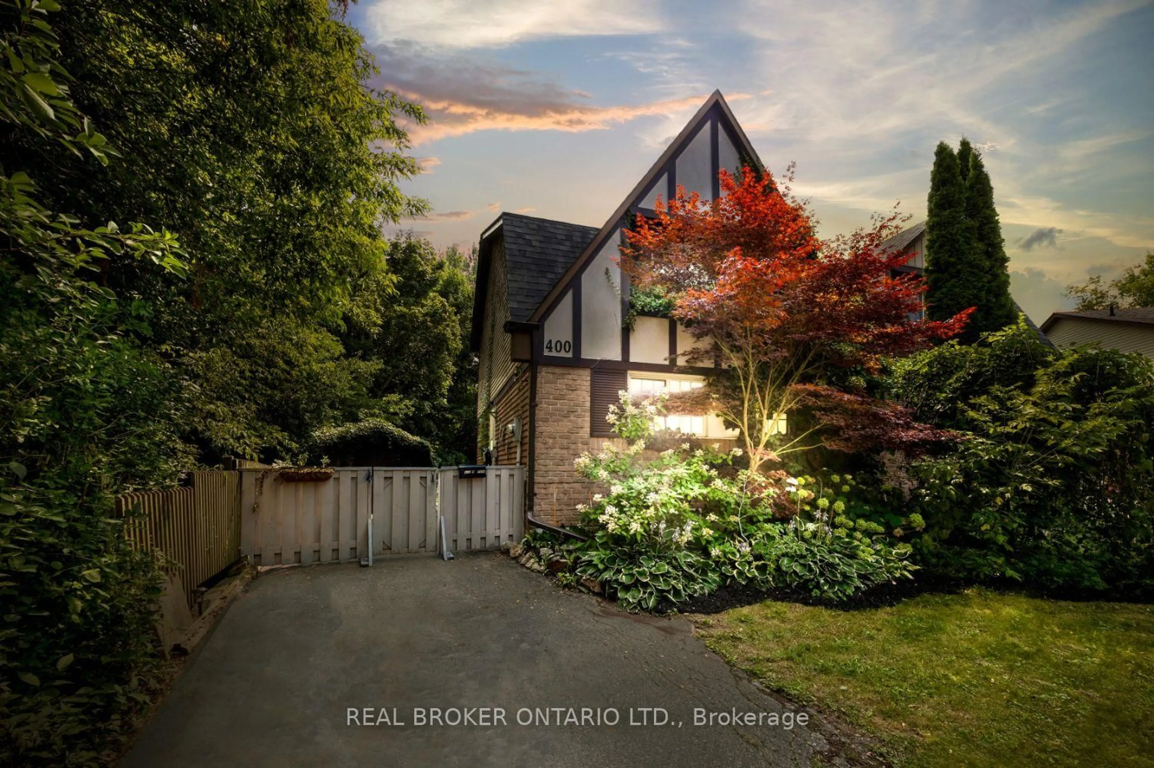 Unknown for 400 Wickham Crt, Oshawa Ontario L1K 1N3