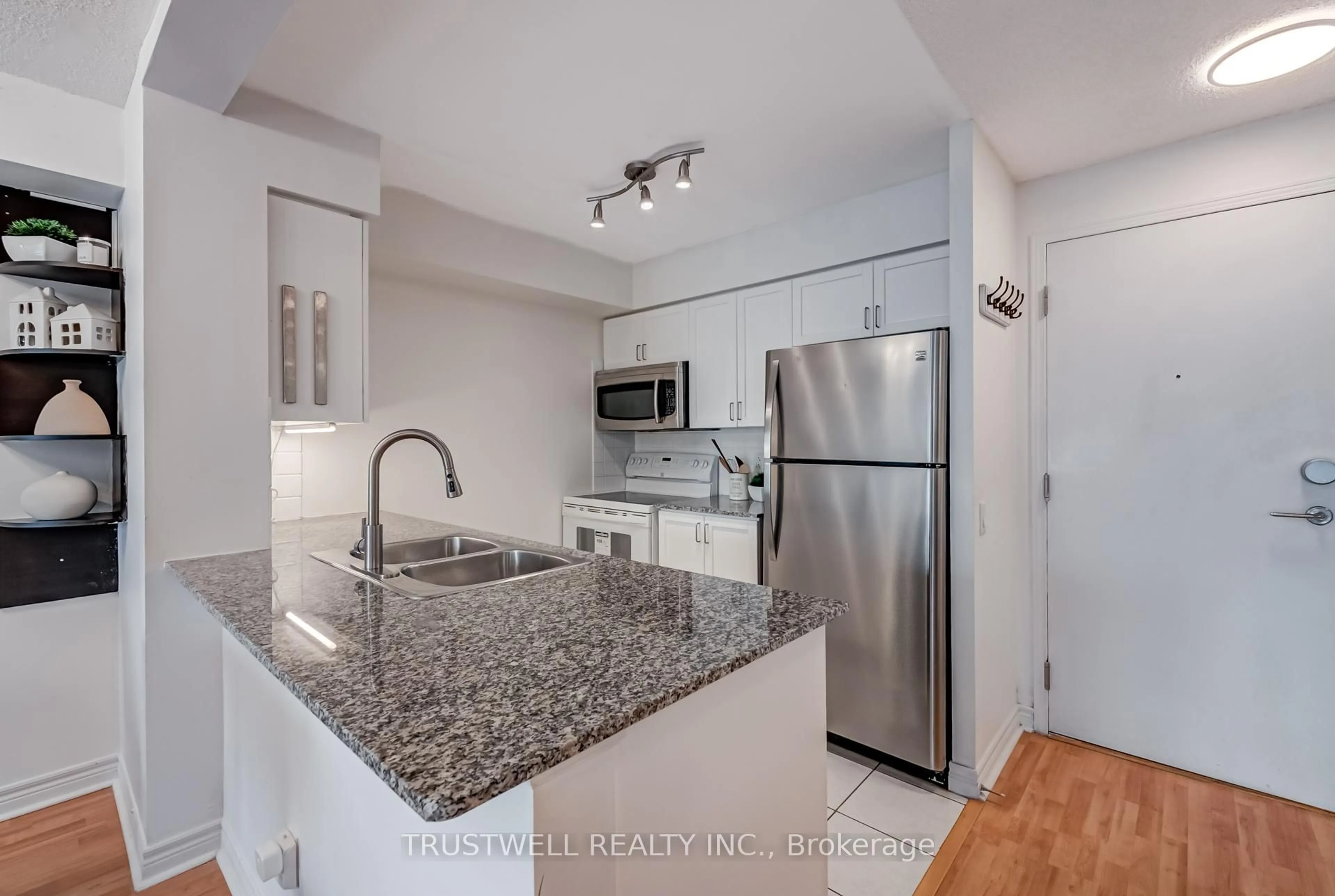 Standard kitchen, unknown for 83 Borough Dr #2007, Toronto Ontario M1P 5E4