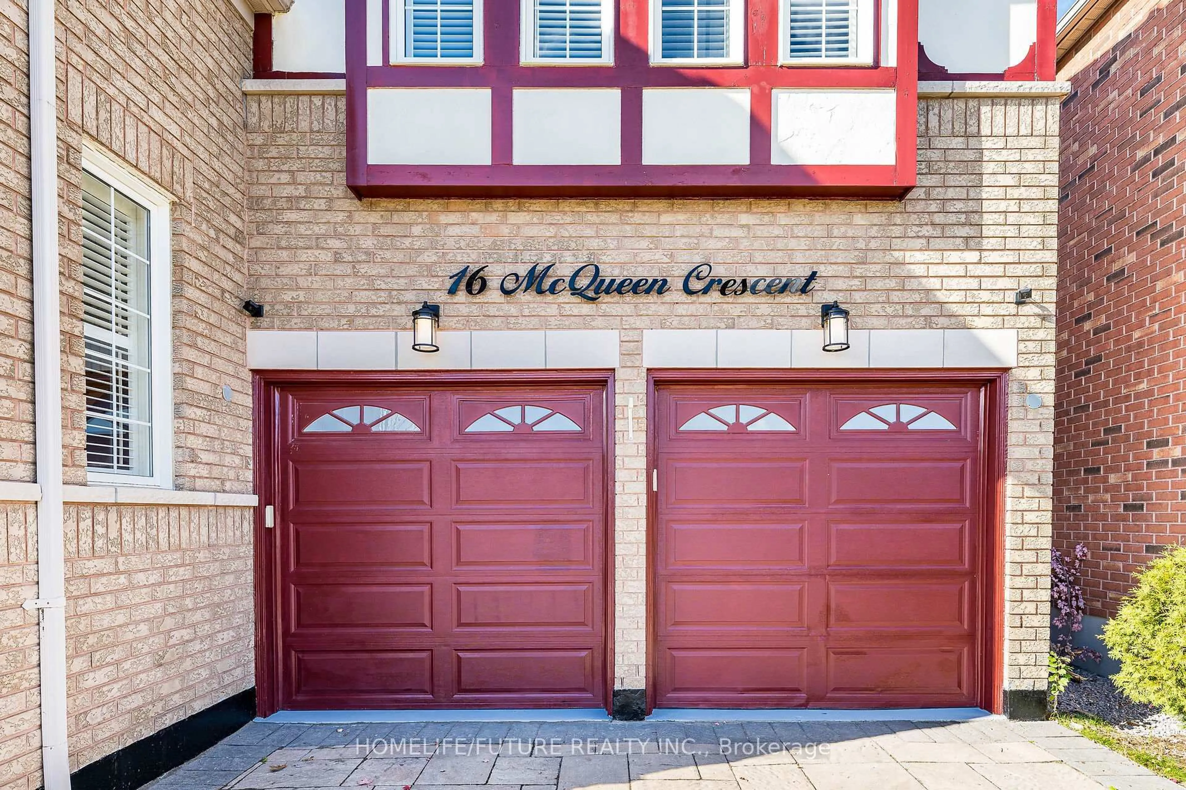 Unknown for 16 Mcqueen Cres, Ajax Ontario L1T 4Y8