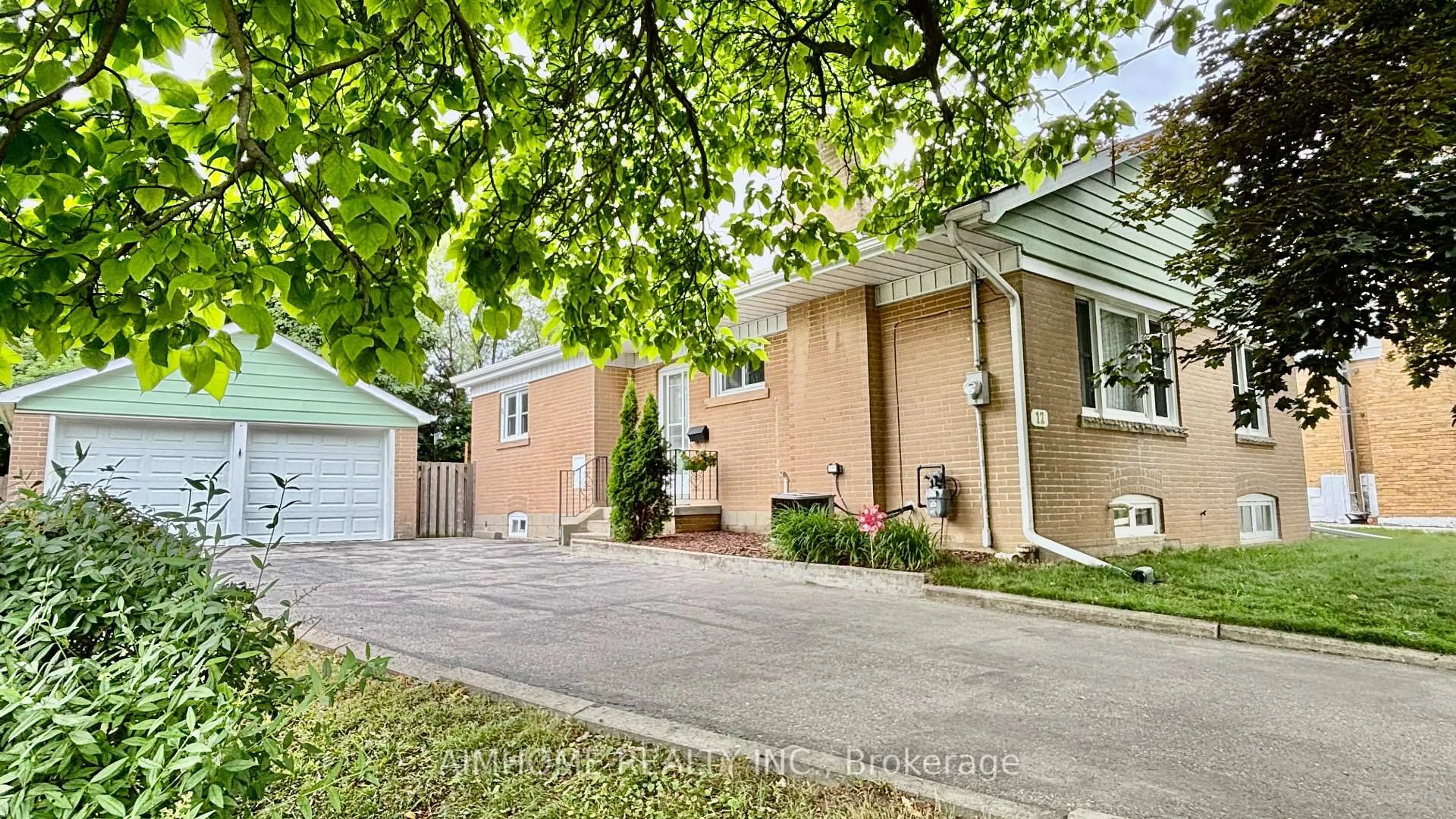 Unknown for 12 Canham Cres, Toronto Ontario M1S 2H6