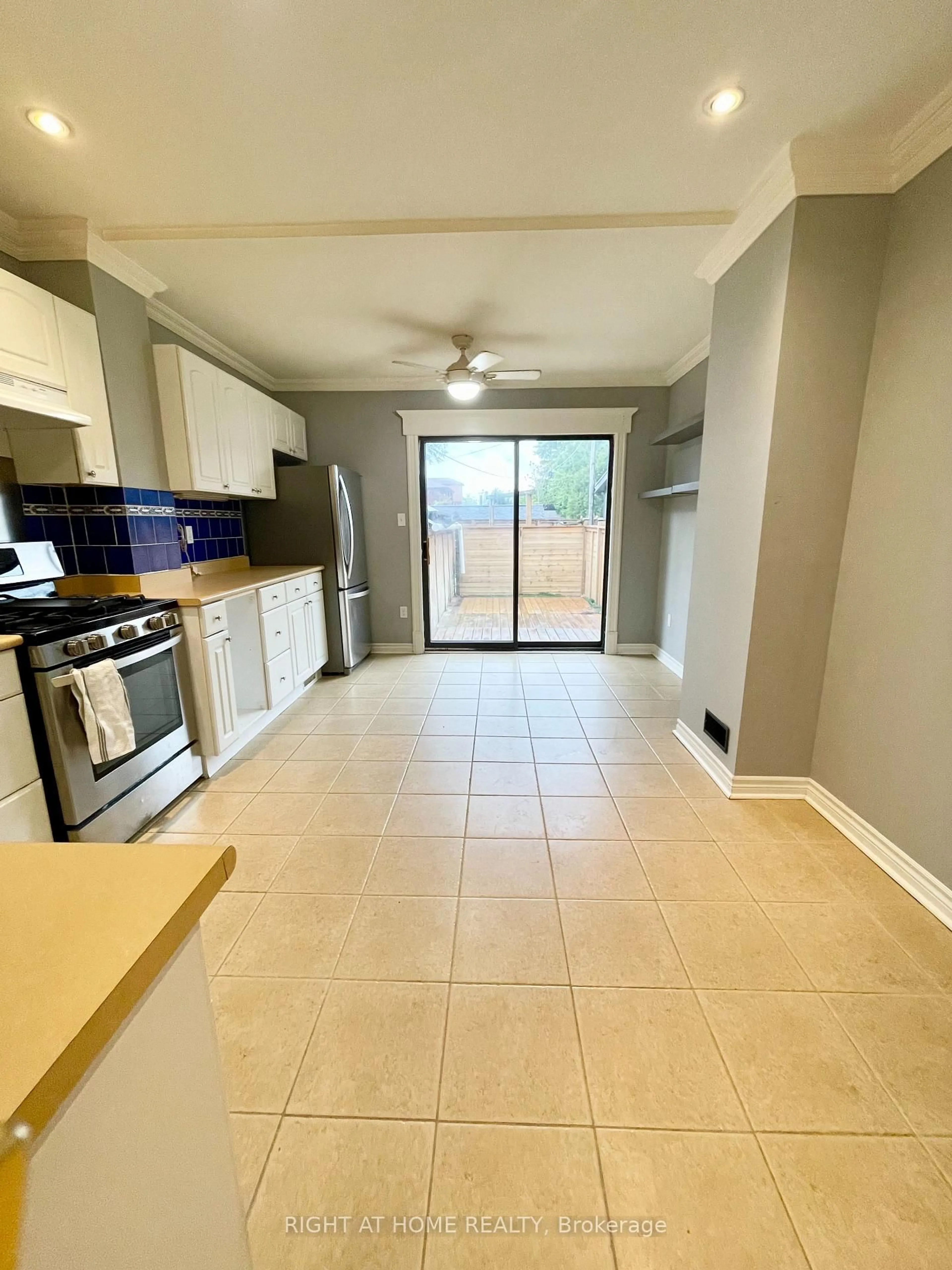 Unknown for 34 Woodington Ave, Toronto Ontario M4C 3J3