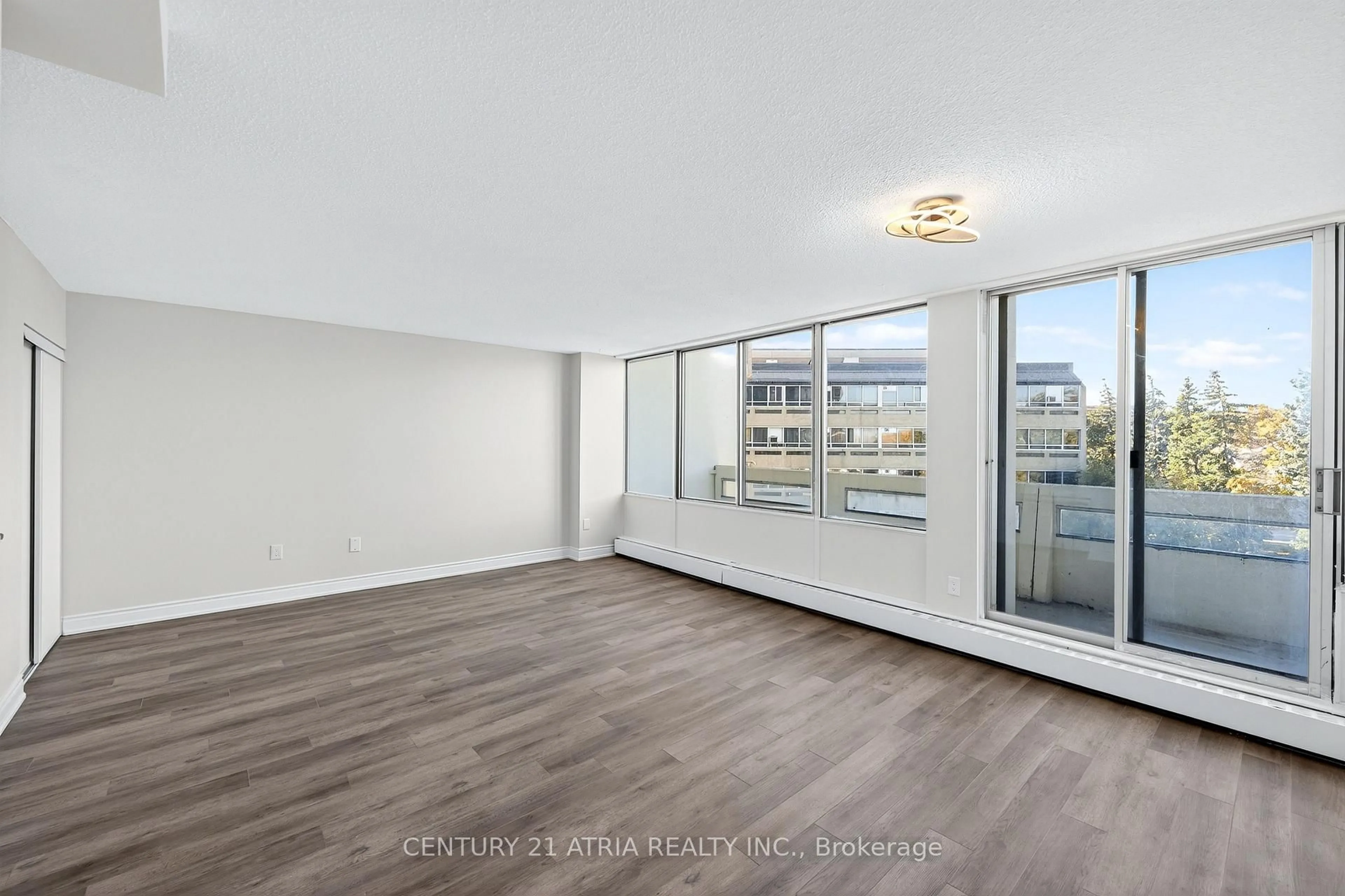 A pic of a room for 5580 Sheppard Ave #417, Toronto Ontario M1B 2L3