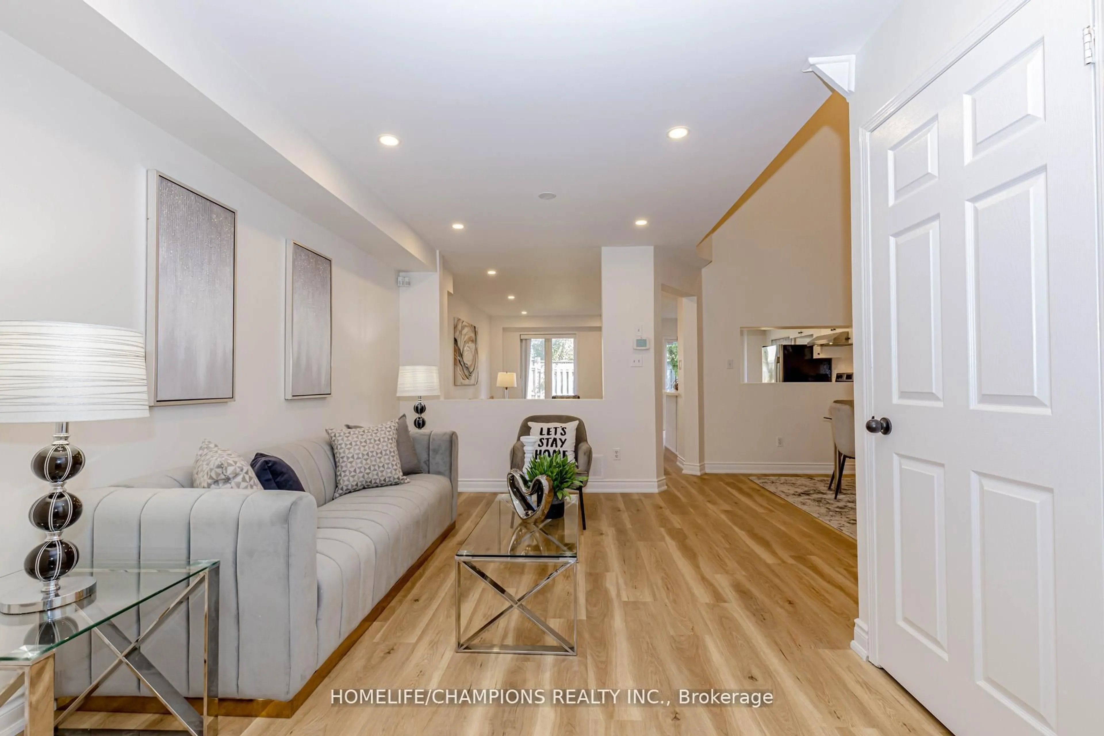 Indoor entryway for 27 Tasker Cres, Ajax Ontario L1Z 1N8