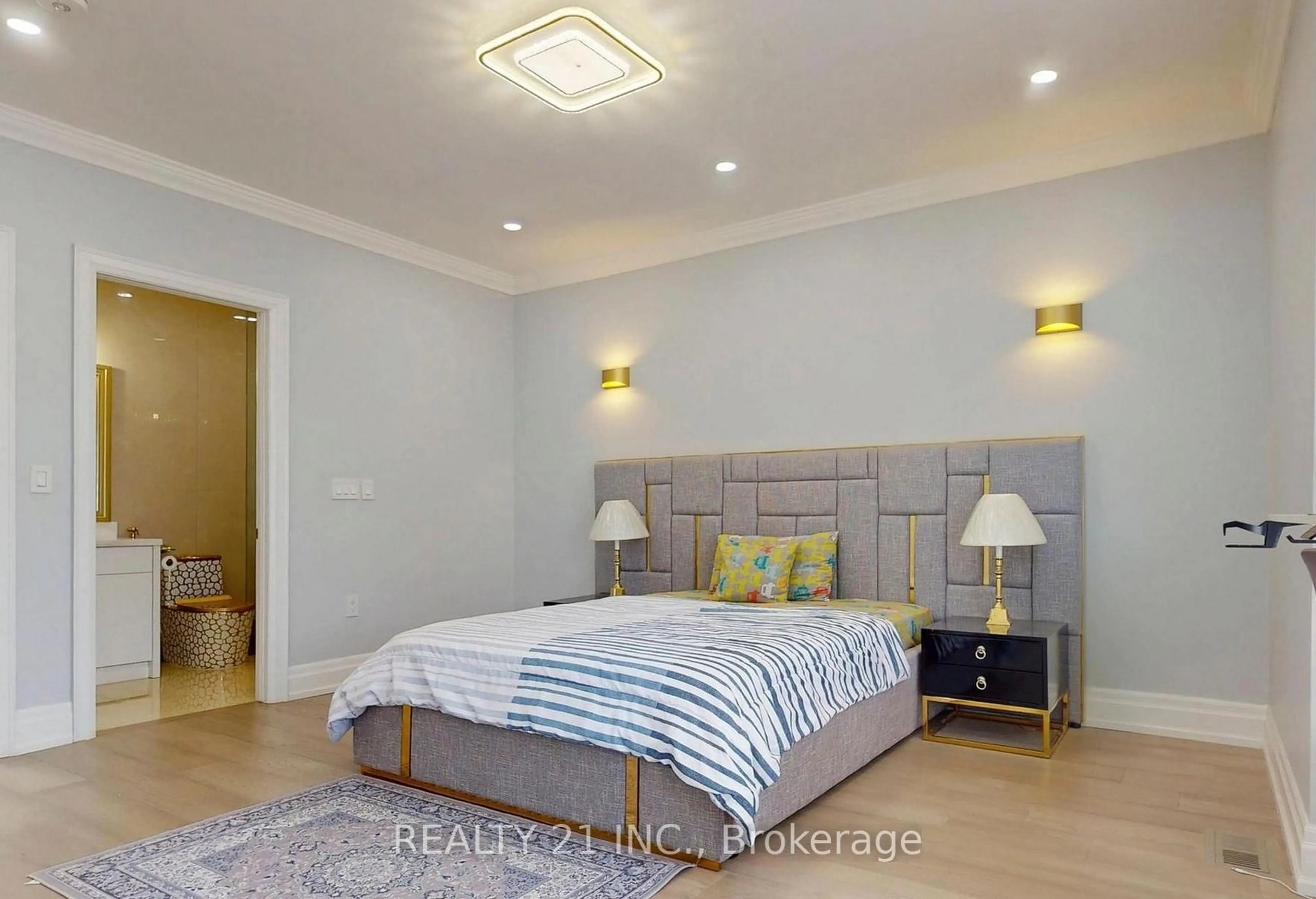 Bedroom with bed, unknown for 36 Craiglee Dr, Toronto Ontario M1N 2L8