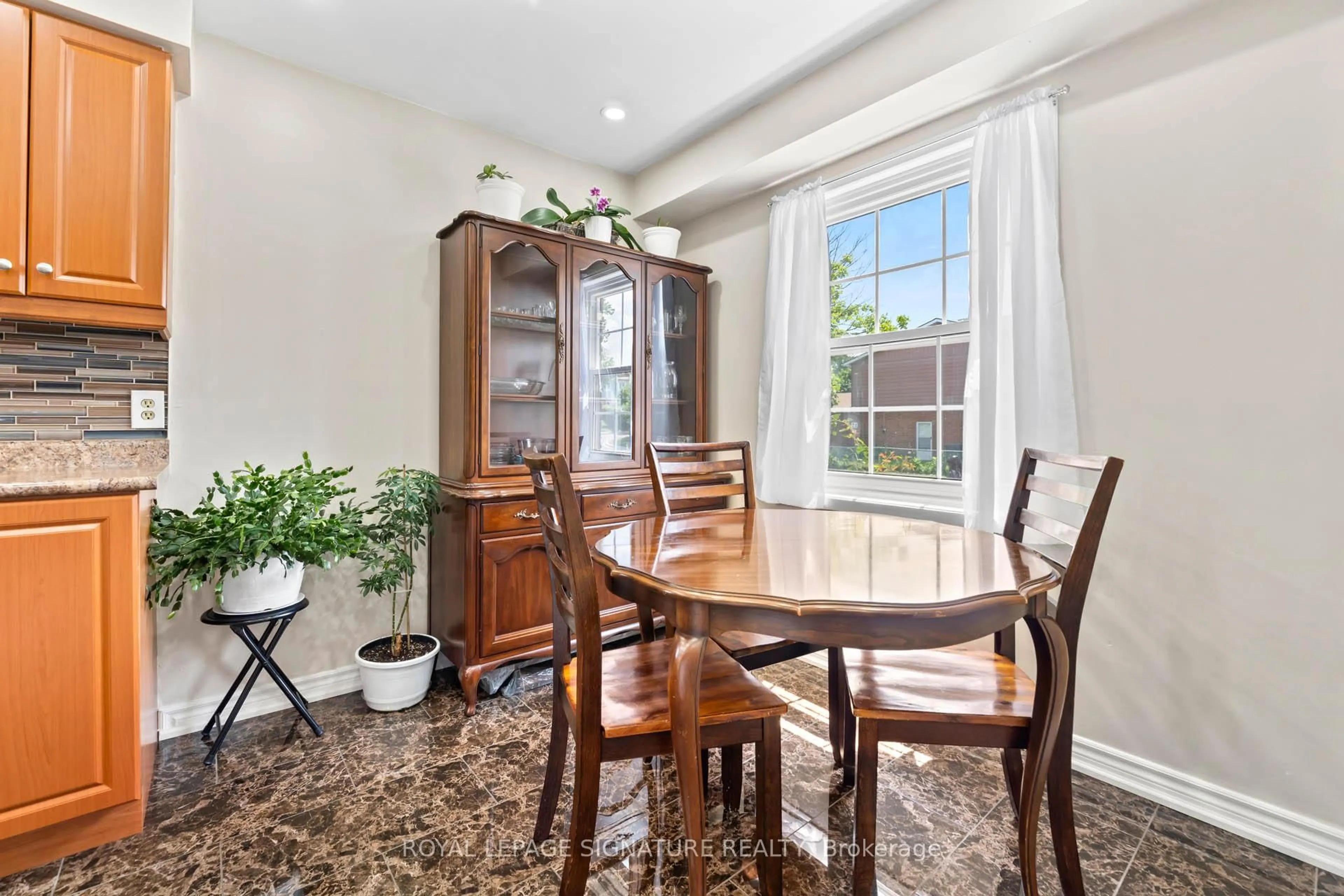 Dining room, unknown for 85 Bradstone Sq, Toronto Ontario M1B 1W1
