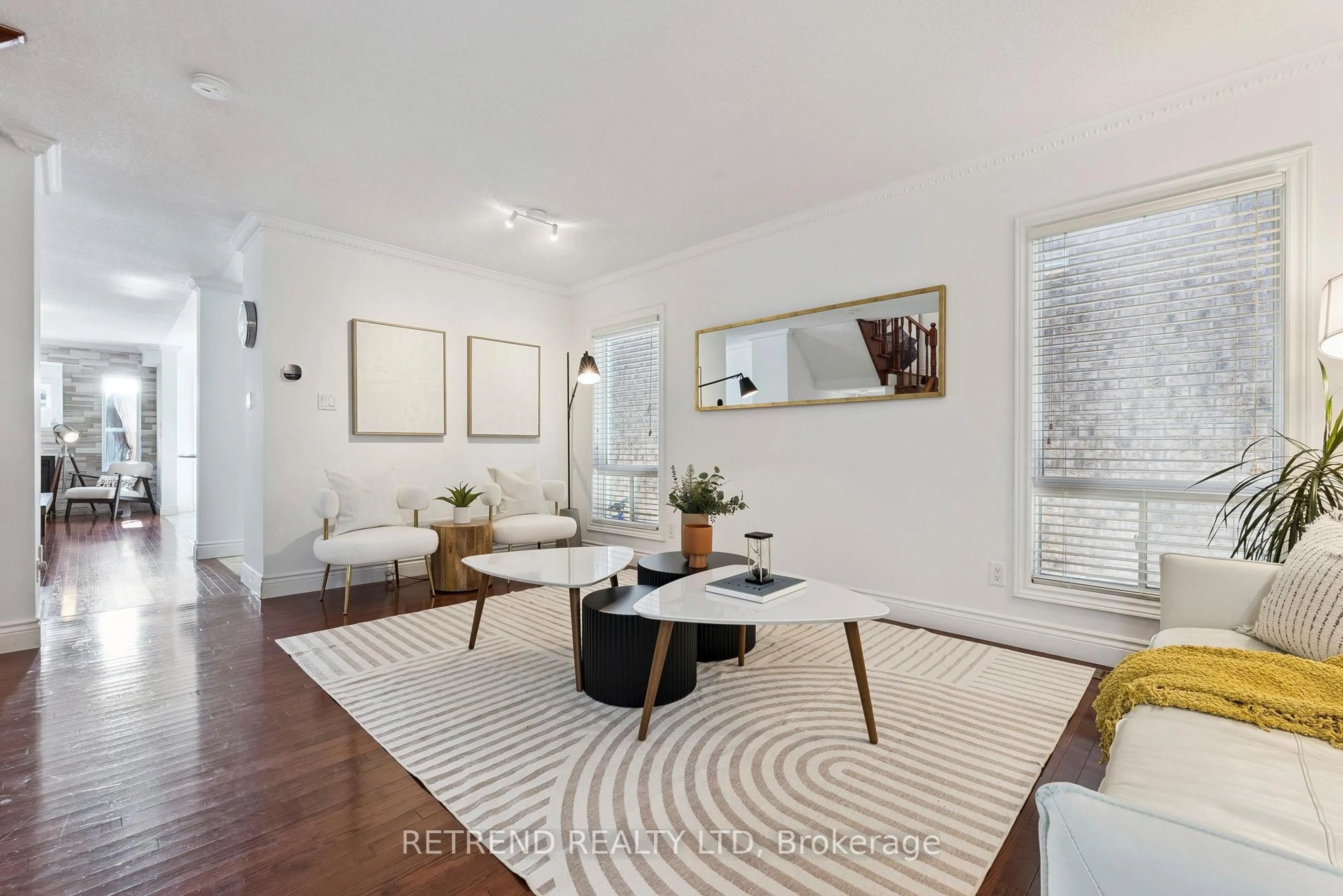 Living room with furniture, unknown for 721 Swan Pl, Pickering Ontario L1X 2V7