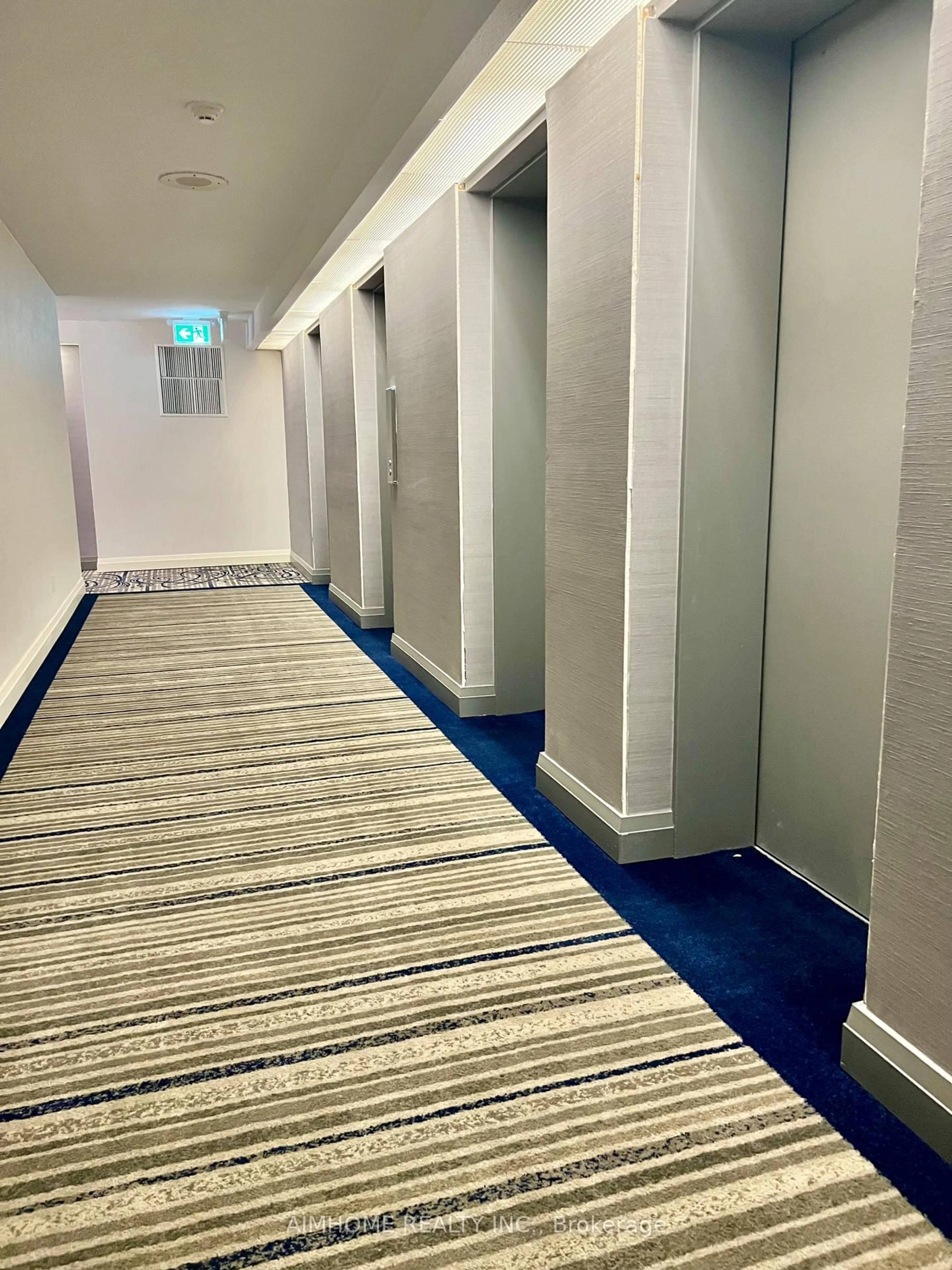 Indoor foyer for 55 Bamburgh Circ #308, Toronto Ontario M1W 3V4