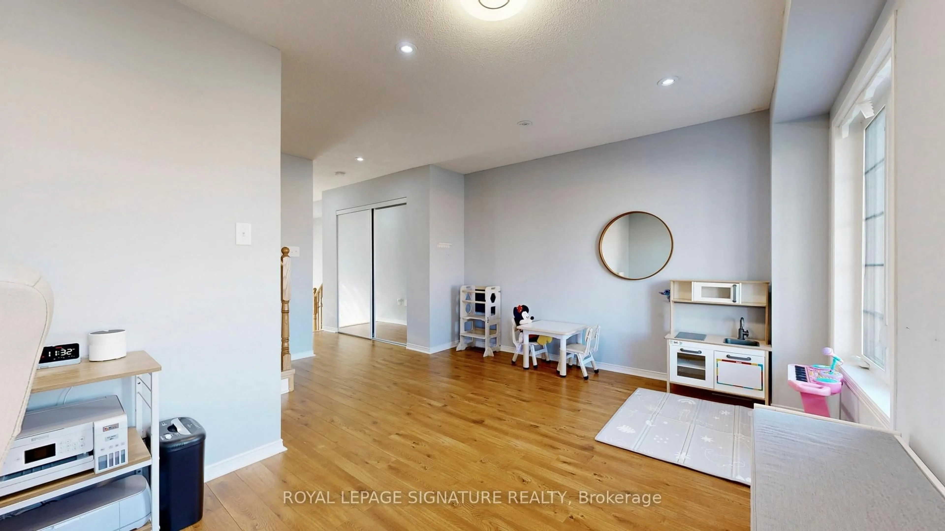 Unknown for 459 Rossland Rd, Ajax Ontario L1Z 0K8