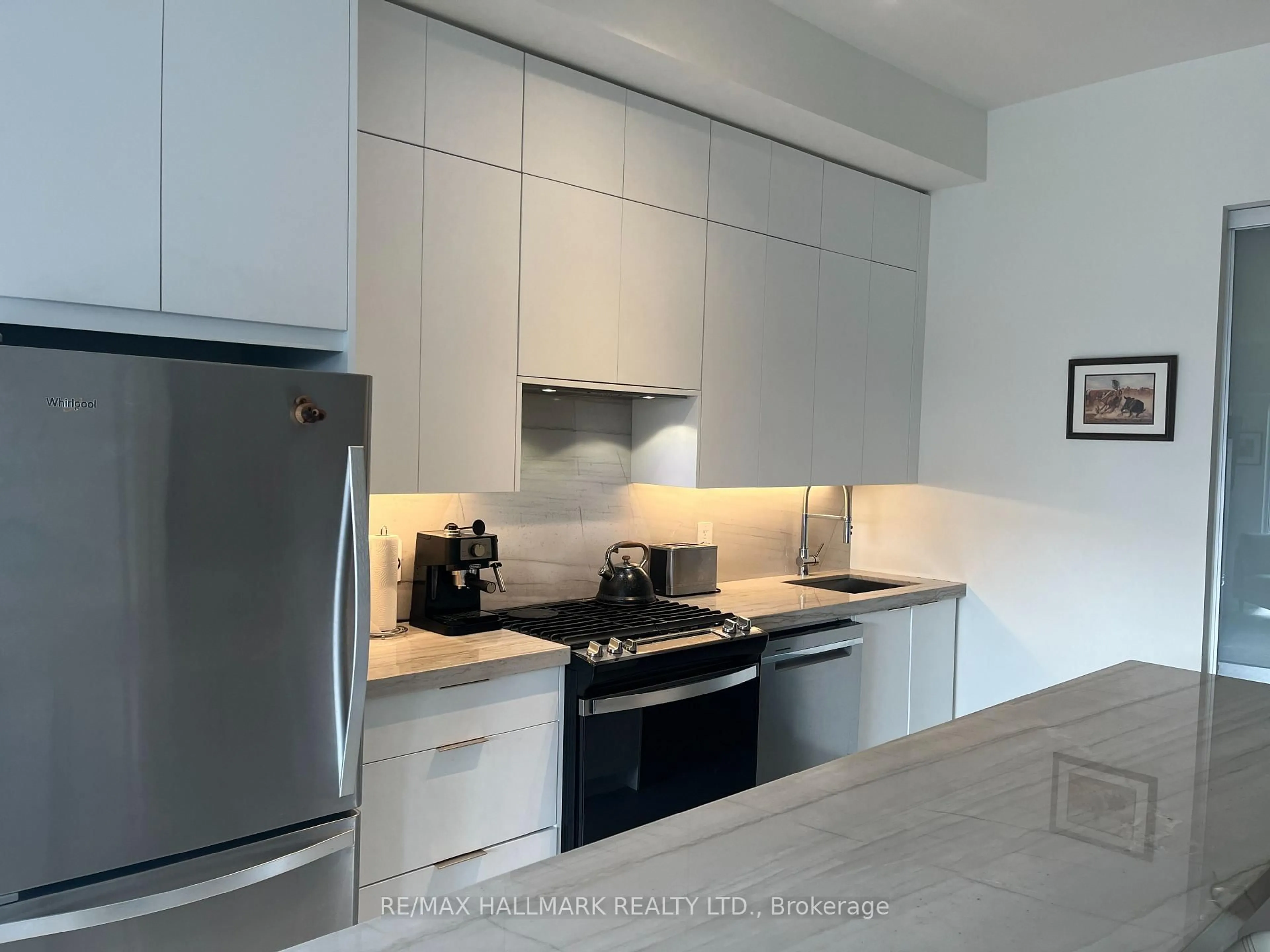 Unknown for 495 Logan Ave #313, Toronto Ontario M4K 0A5