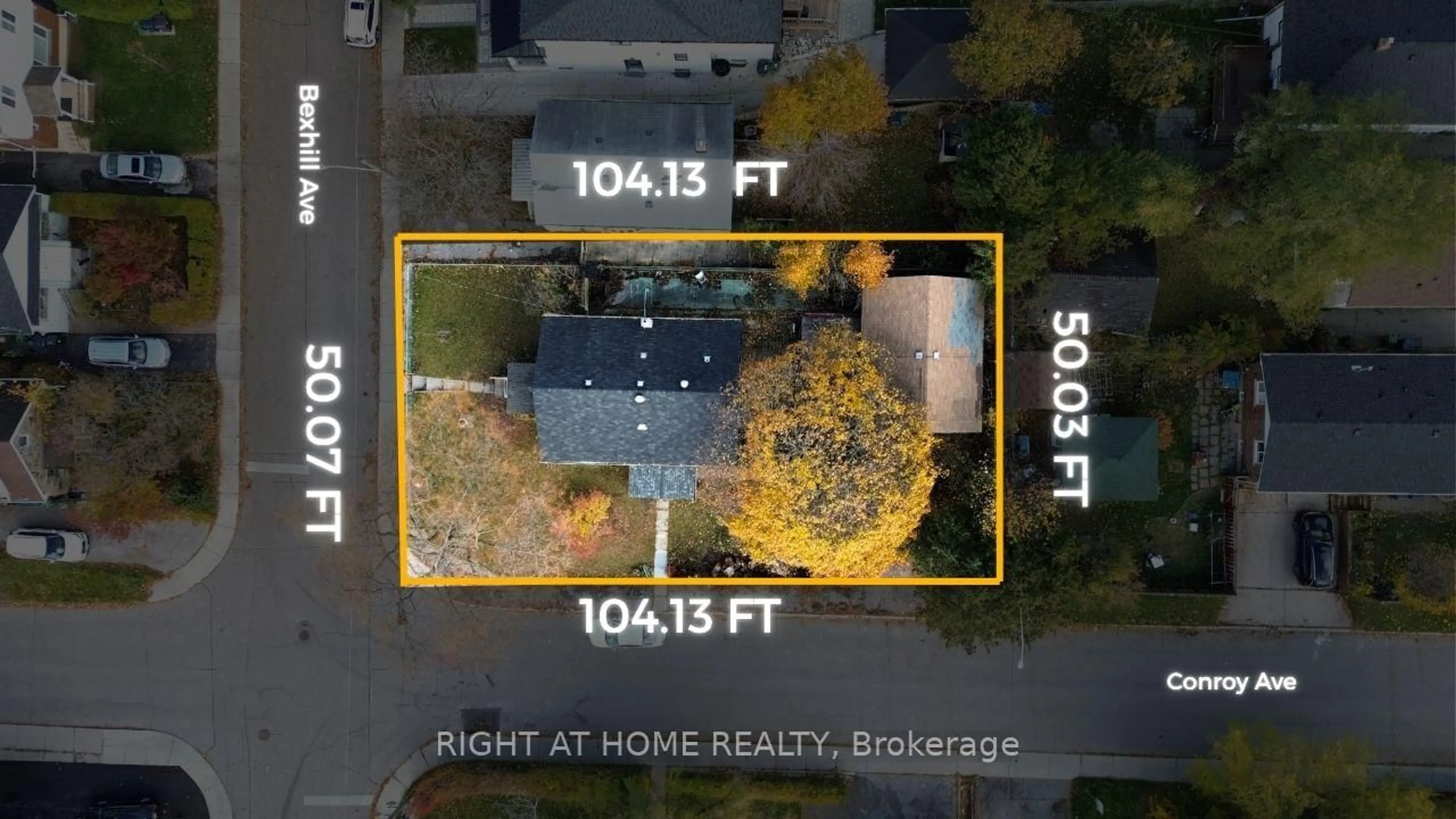 A pic from outside/outdoor area/front of a property/back of a property/a pic from drone, street for 41 Bexhill Ave, Toronto Ontario M1L 3B7