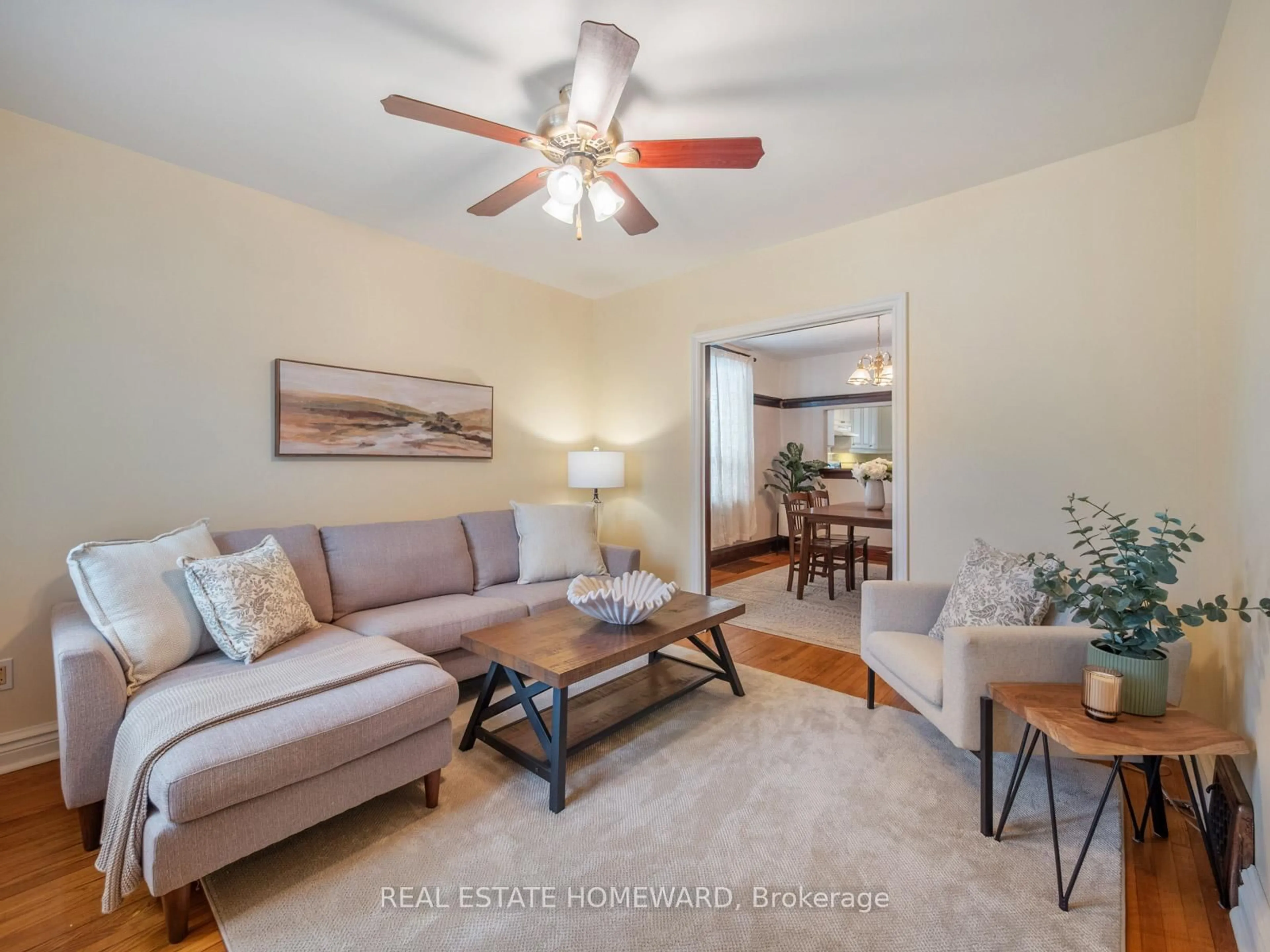 Living room with furniture, unknown for 5 Northview Ave, Toronto Ontario M1N 1V9