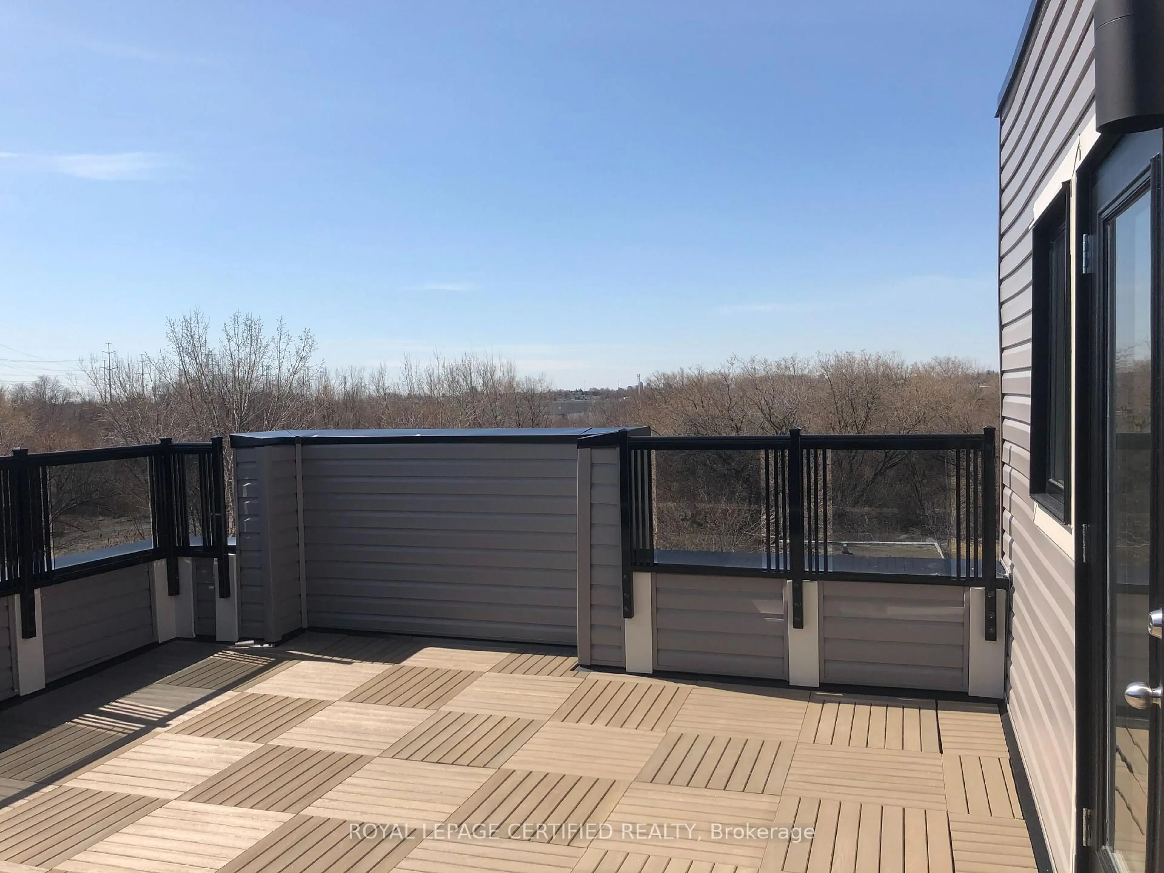 Unknown for 500 Kingbird Grve #350, Toronto Ontario M1B 0E4