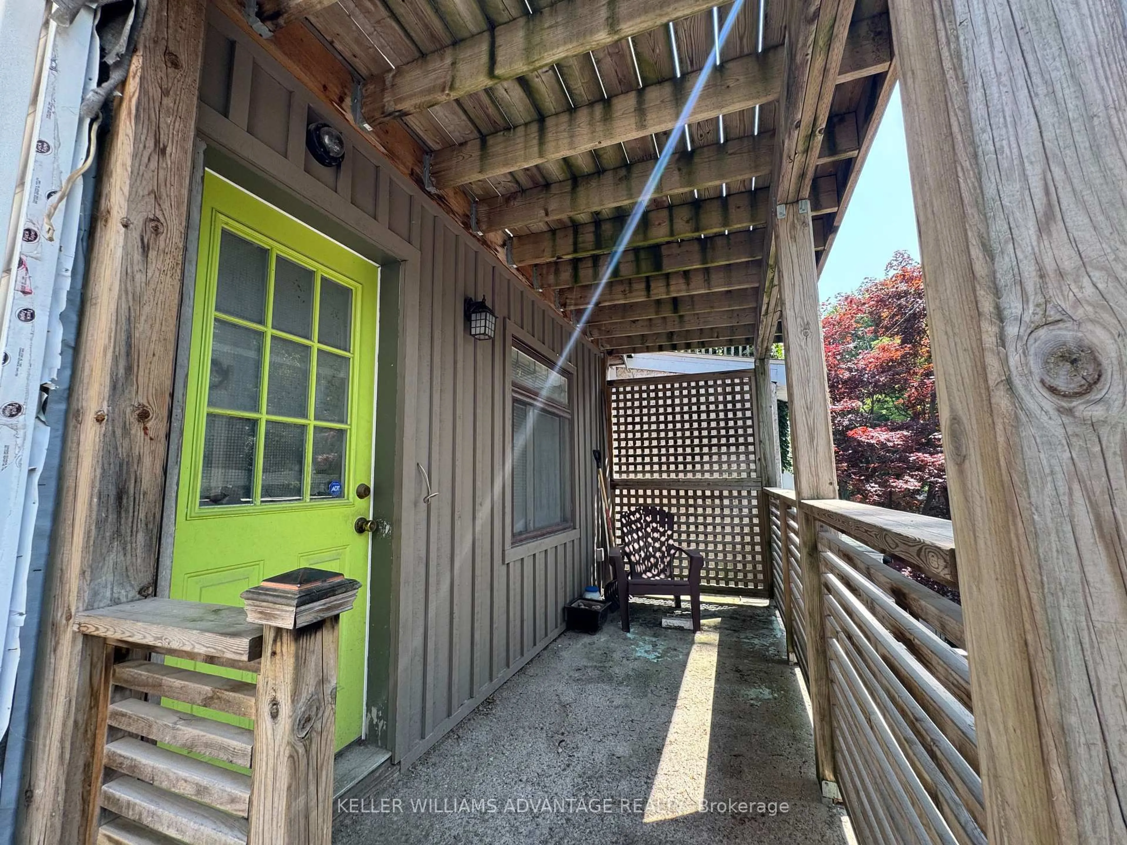 Unknown for 587 Craven Rd, Toronto Ontario M4L 2Z6