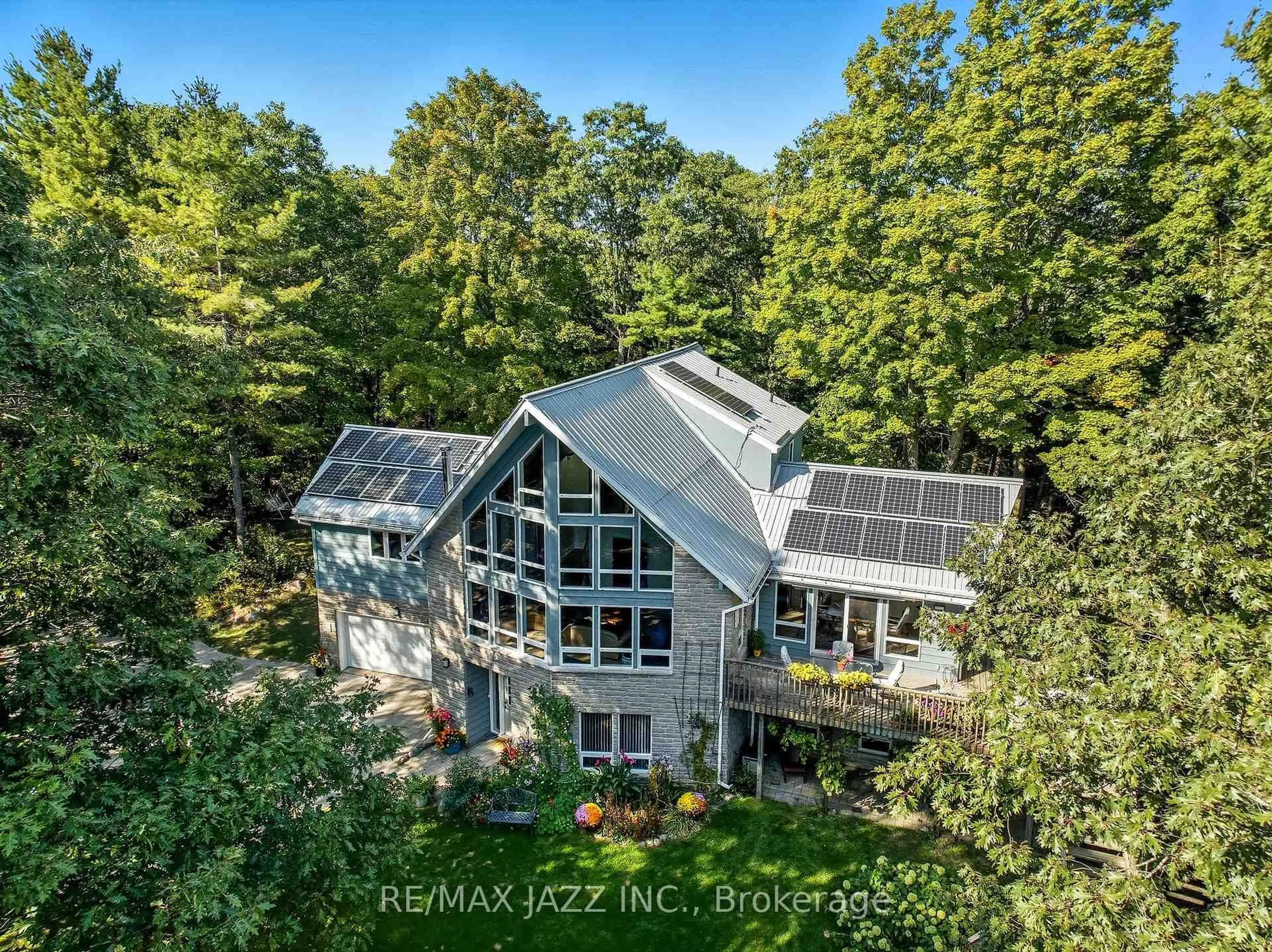 A pic from outside/outdoor area/front of a property/back of a property/a pic from drone, unknown for 9500 Grasshopper Park Rd, Clarington Ontario L1C 3K2