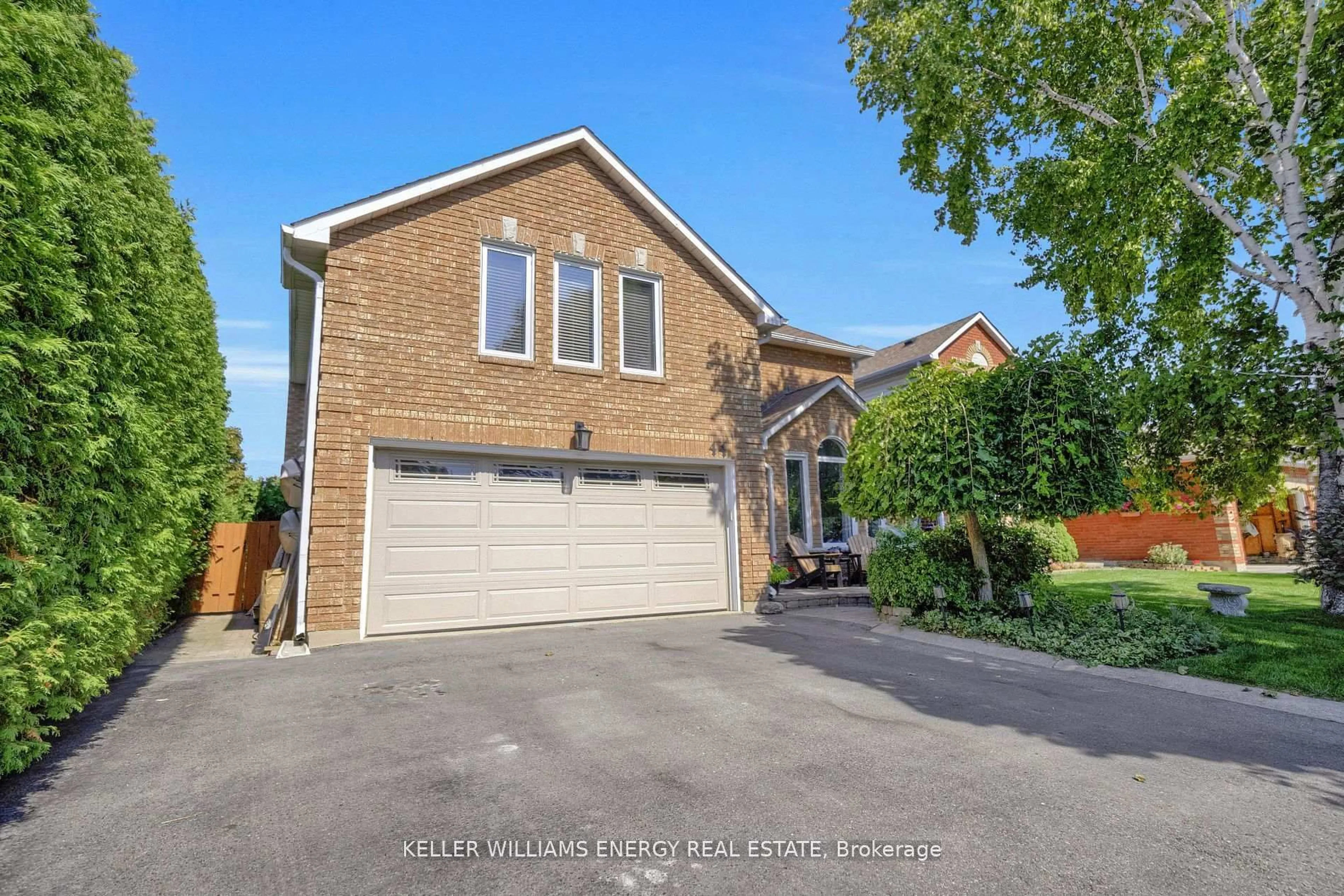 Home with brick exterior material, street for 44 Rutherford Dr, Clarington Ontario L1B 1G7