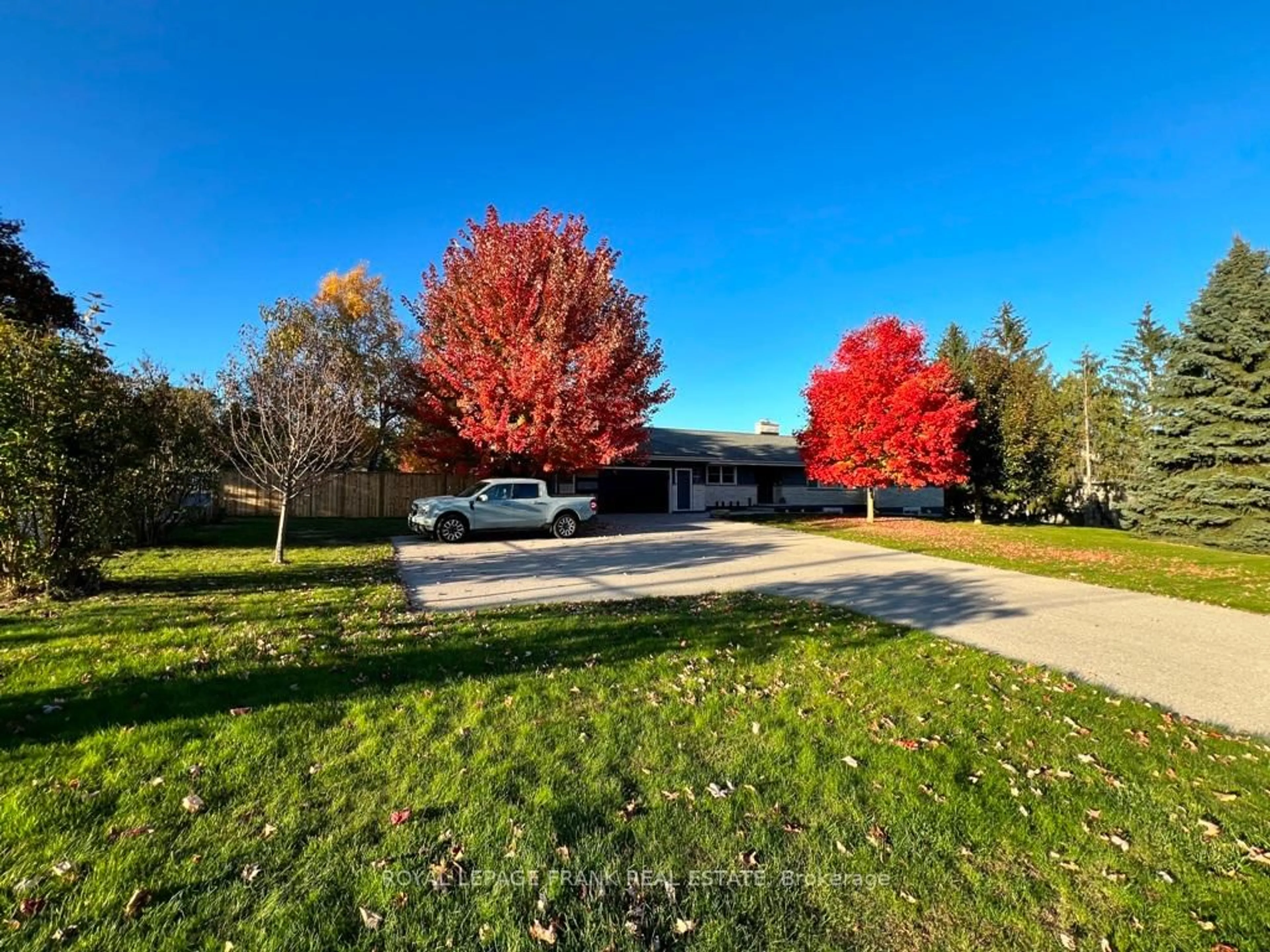 A pic from outside/outdoor area/front of a property/back of a property/a pic from drone, street for 1695 Scugog St, Scugog Ontario L9L 1K3
