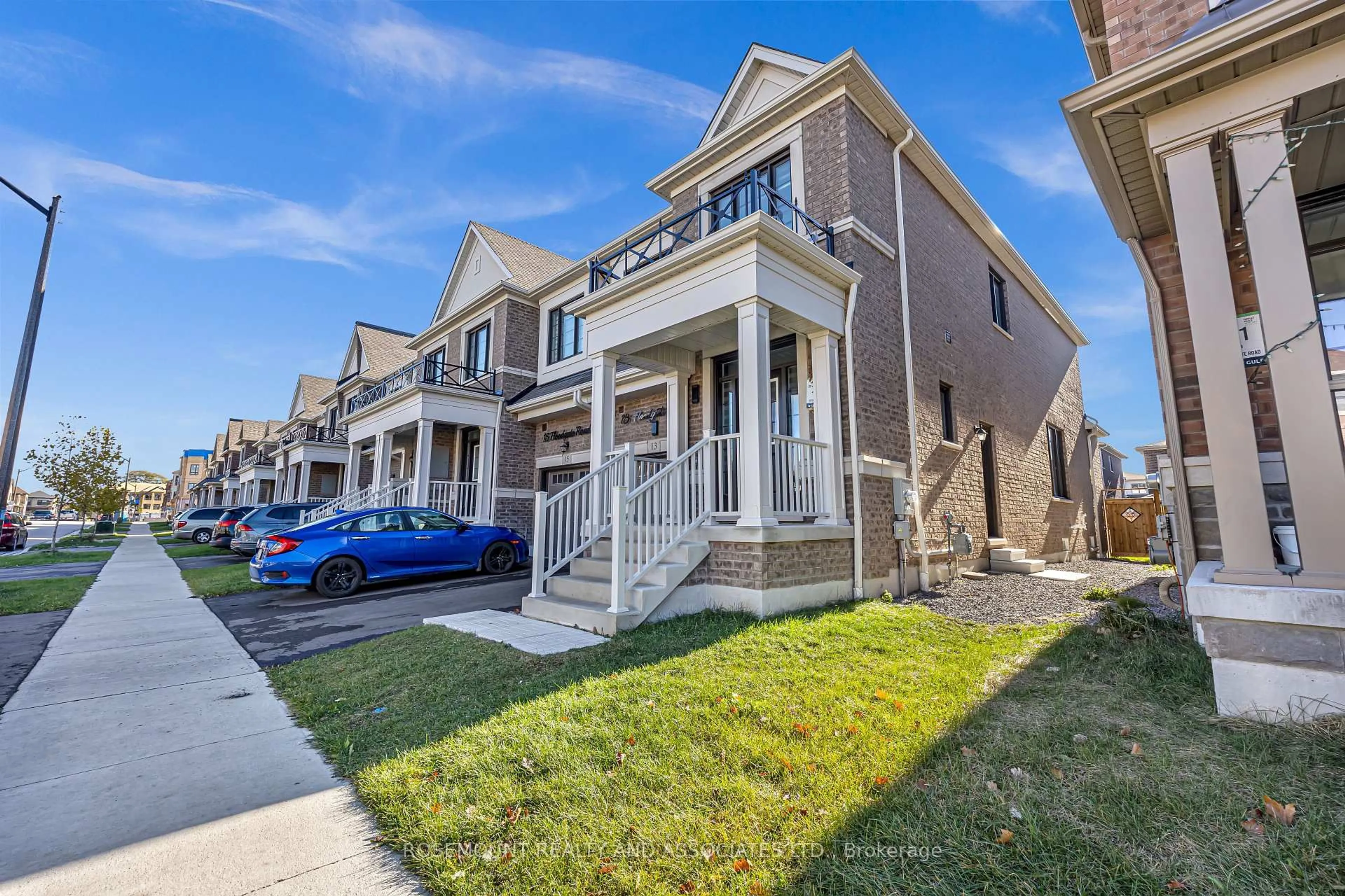 Unknown for 13 Floodgate Rd, Whitby Ontario L1P 0P5