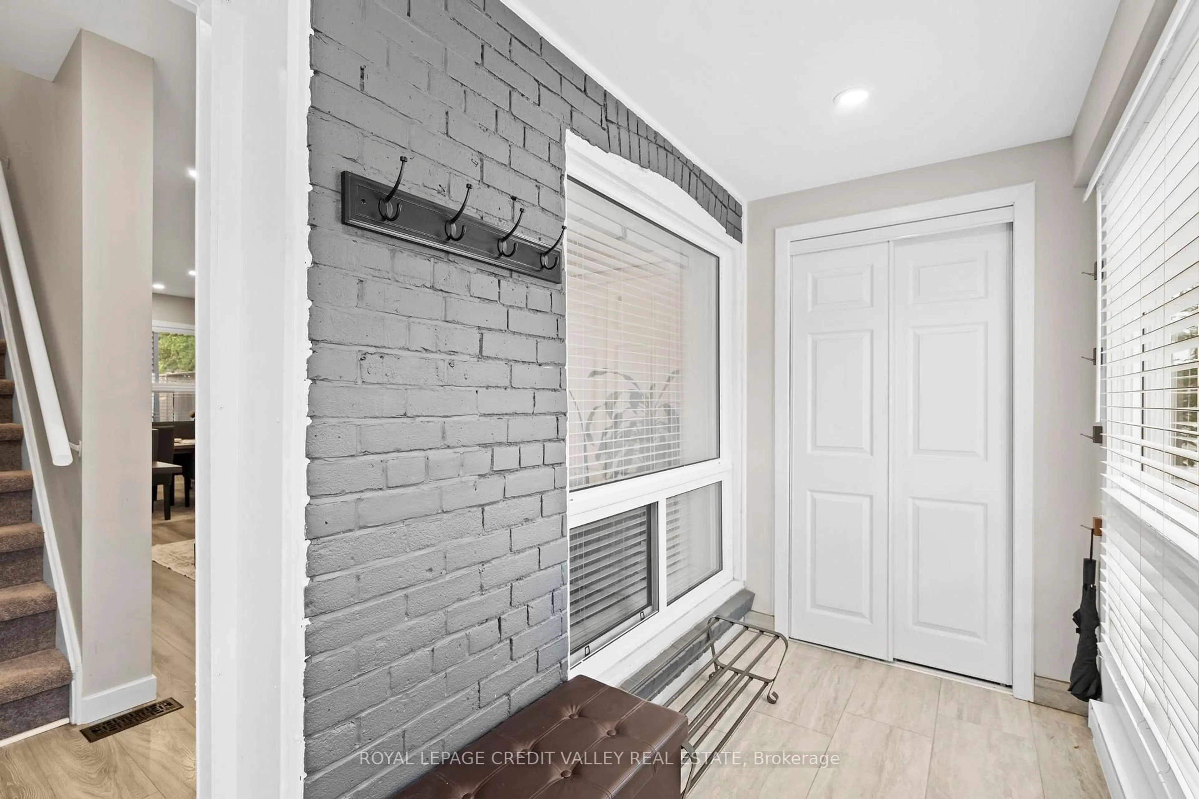 Indoor entryway for 1254 Woodbine Ave, Toronto Ontario M4C 4E6