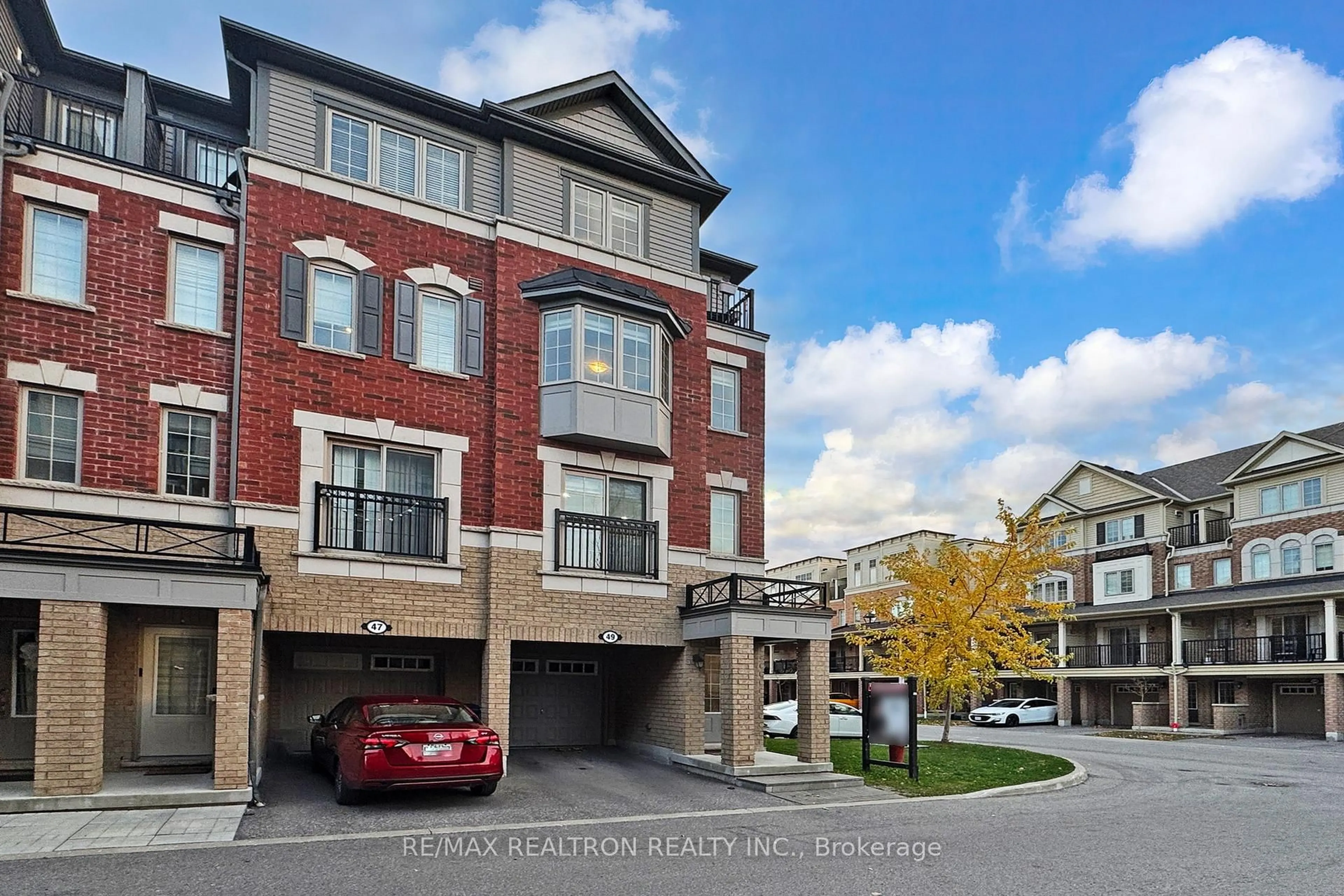 Unknown for 49 Filly Path, Oshawa Ontario L1L 0H4