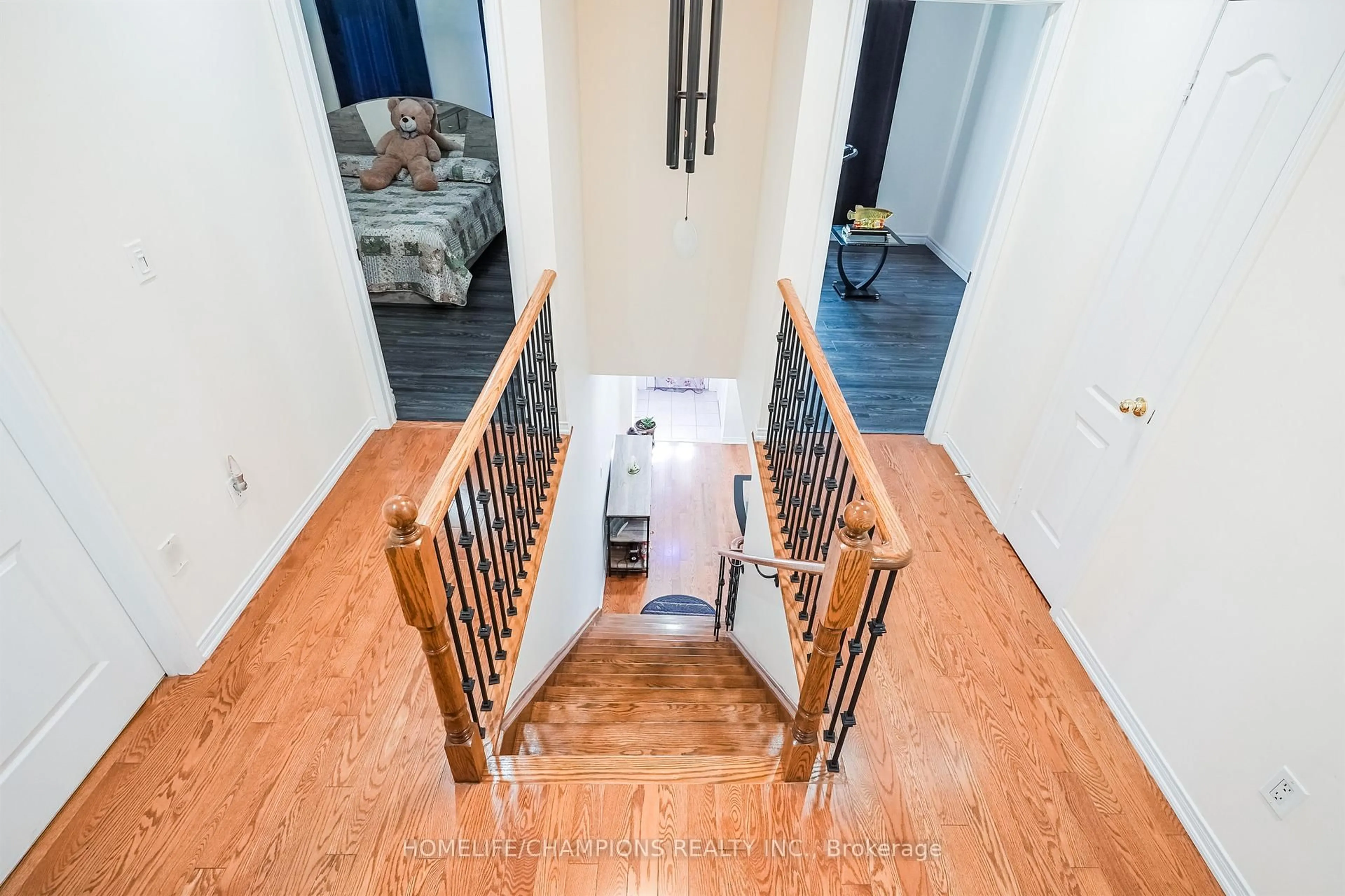Stairs for 86 Carpendale Cres, Ajax Ontario L1Z 2B3
