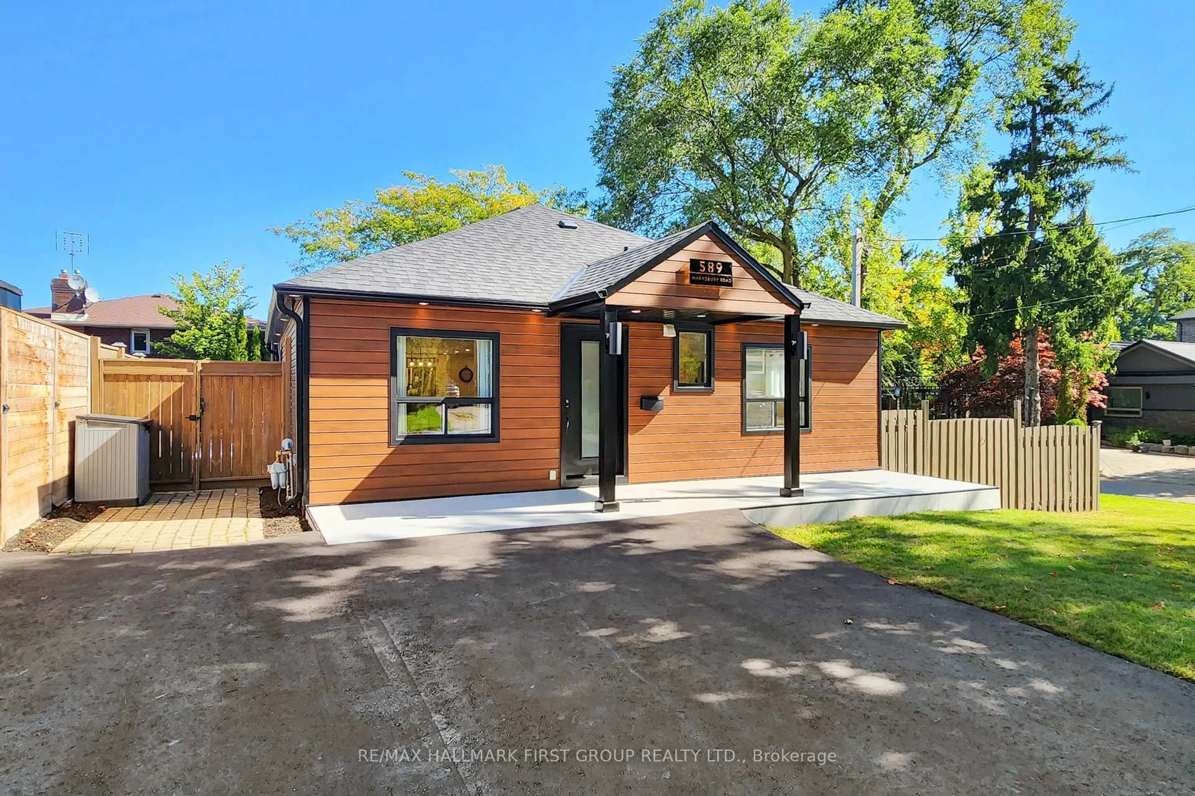 Unknown for 589 Marksbury Rd, Pickering Ontario L1W 2T1