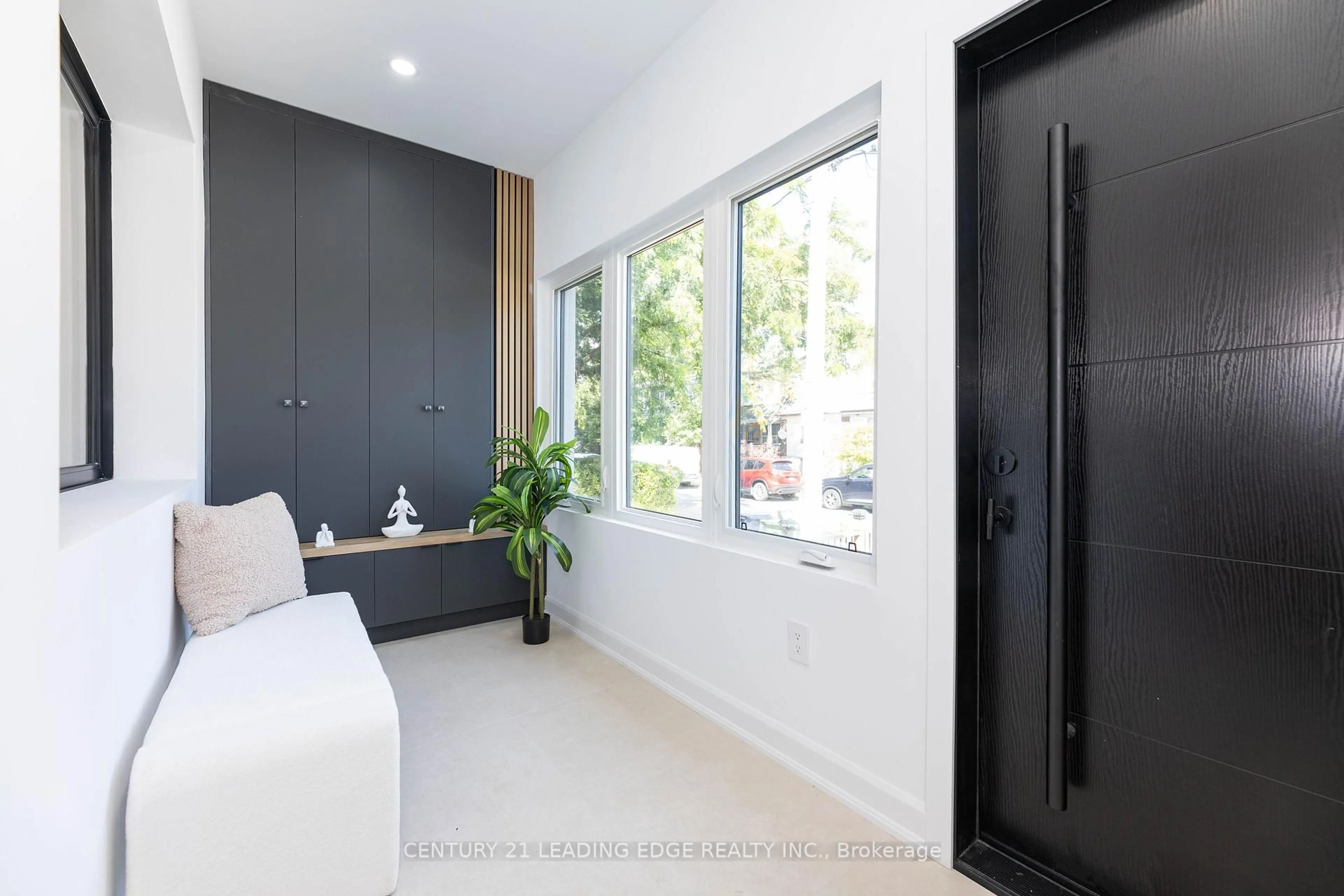 Indoor entryway for 12 Marigold Ave, Toronto Ontario M4M 3B2