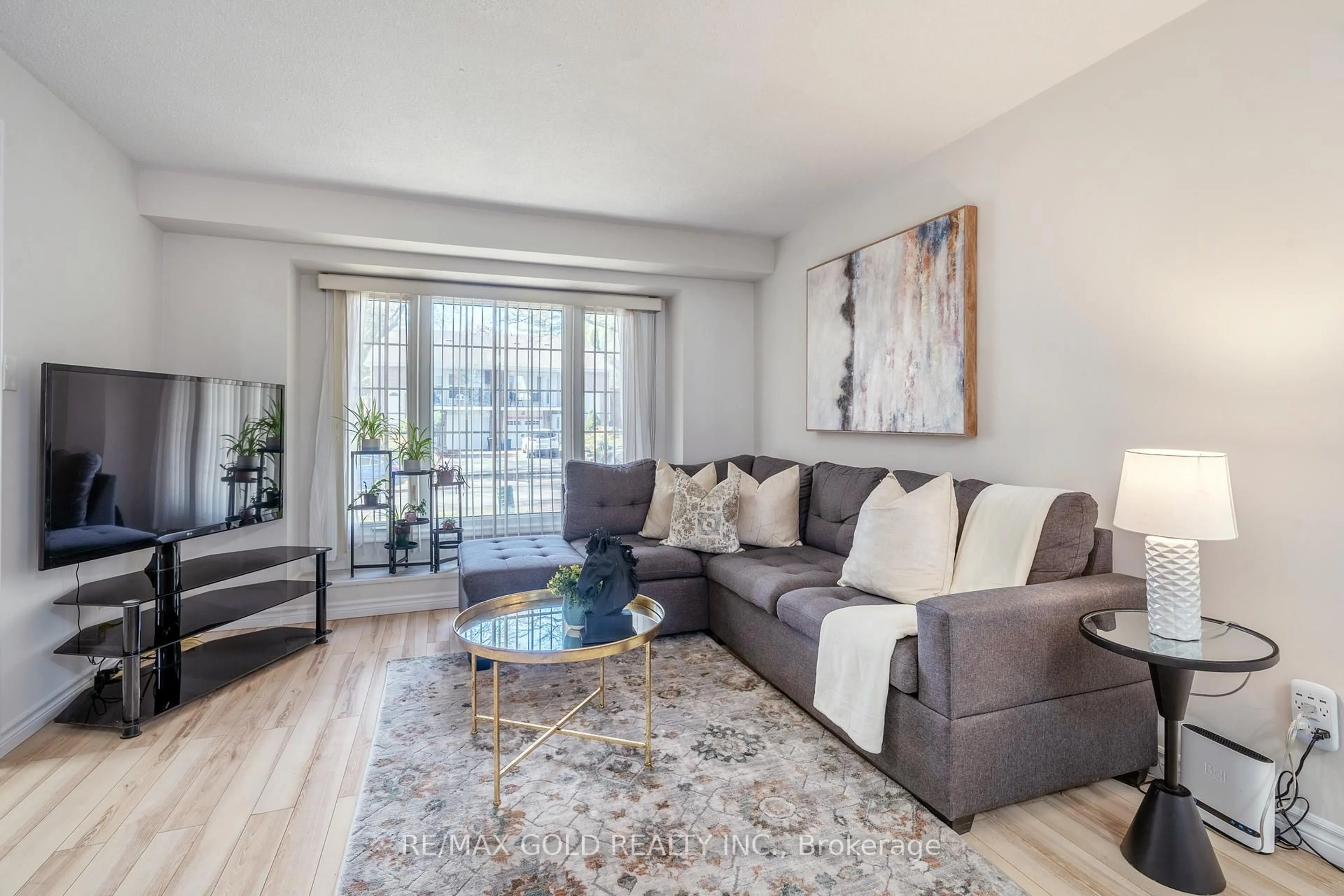 Living room with furniture, unknown for 36 Guthrie Cres, Whitby Ontario L1P 1A5