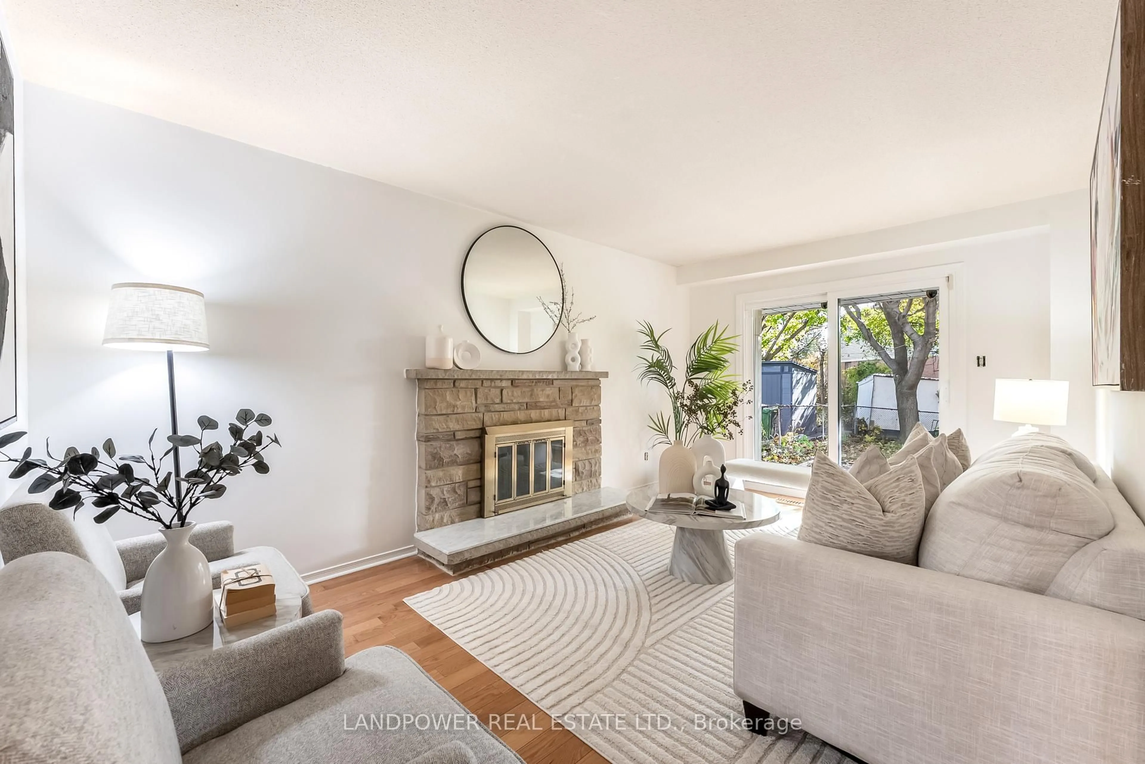 Living room with furniture, unknown for 3 Copthorne Ave, Toronto Ontario M1V 2J1