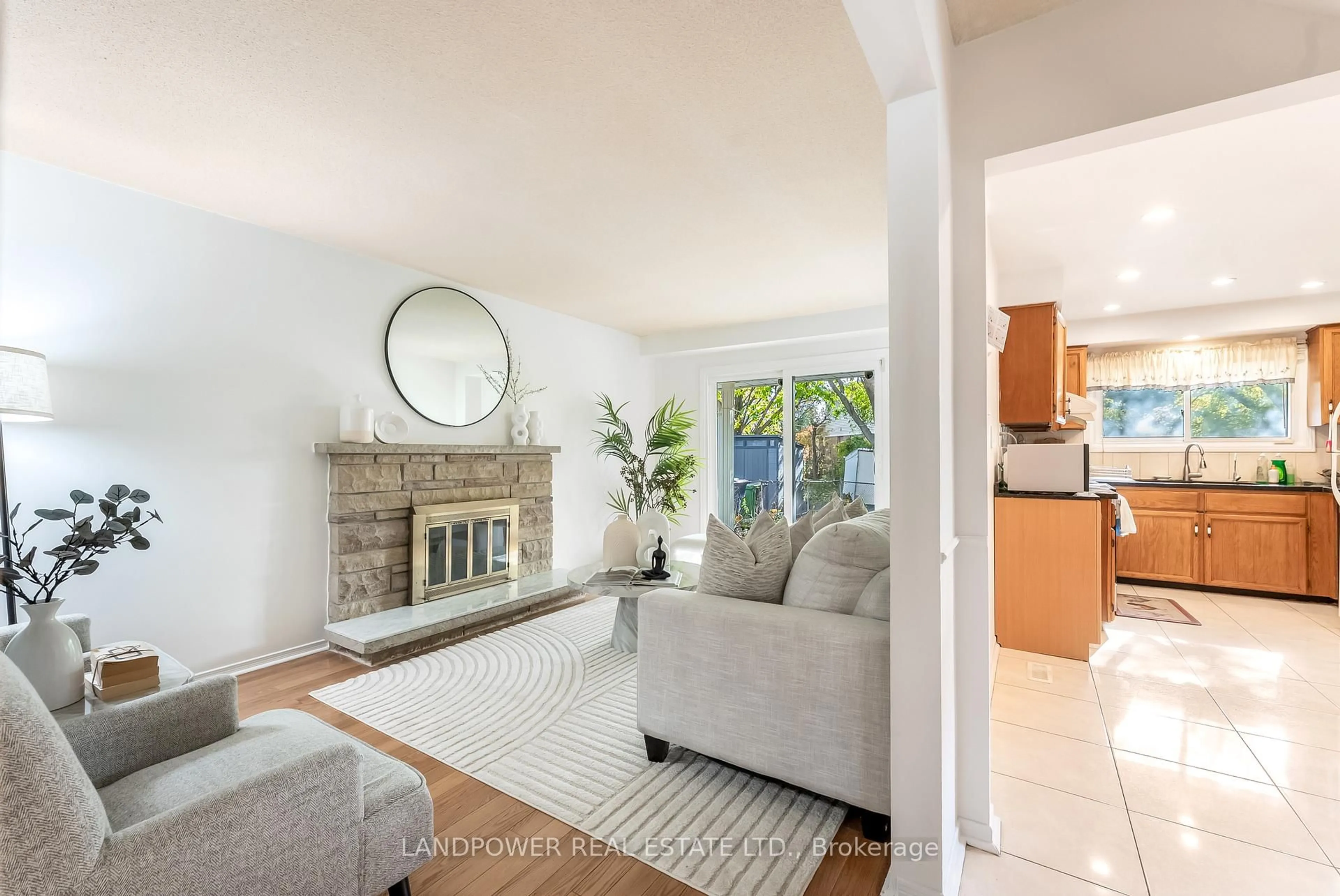 Living room with furniture, unknown for 3 Copthorne Ave, Toronto Ontario M1V 2J1