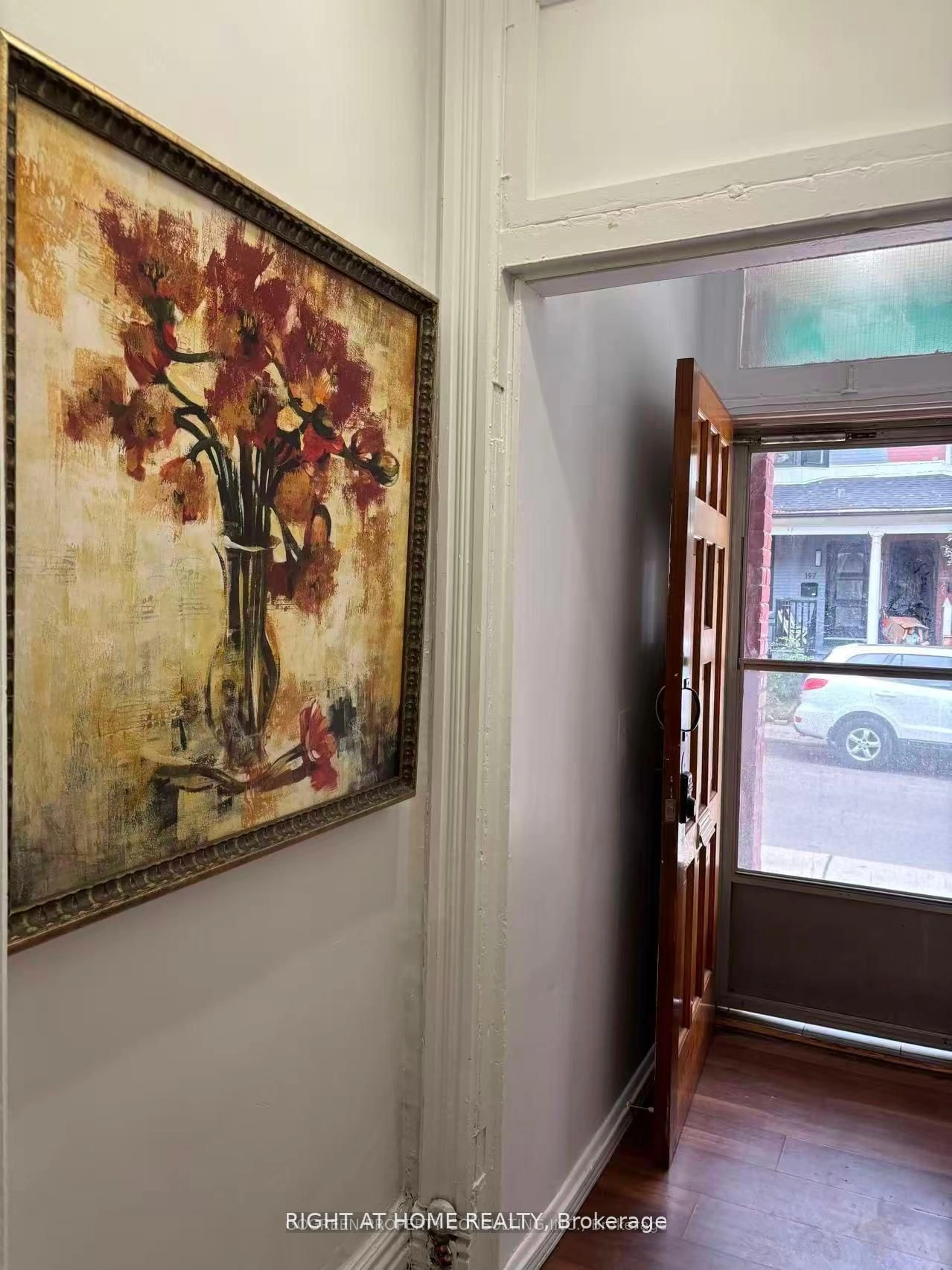 Indoor foyer for 182 Boulton Ave, Toronto Ontario M4M 2J9