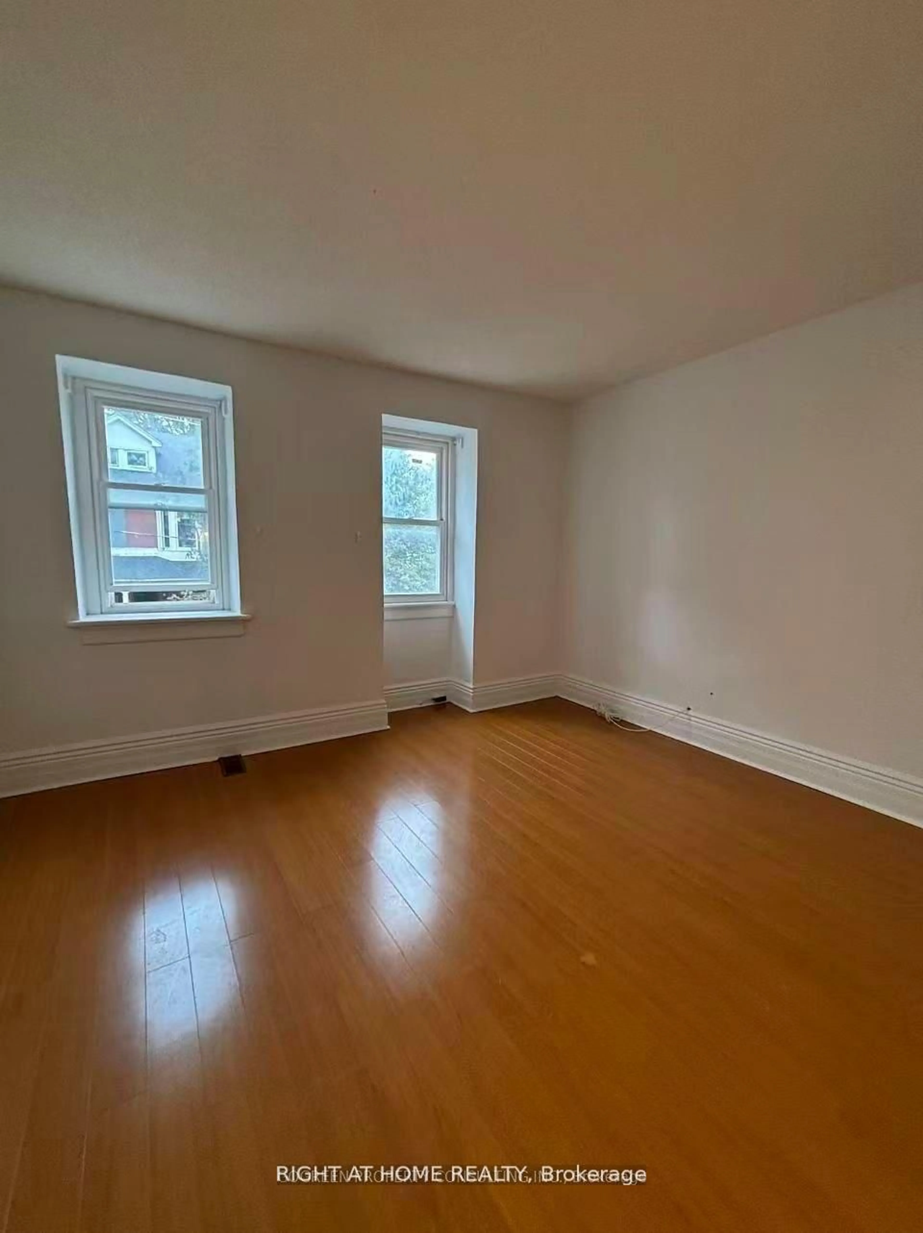 A pic of a room for 182 Boulton Ave, Toronto Ontario M4M 2J9