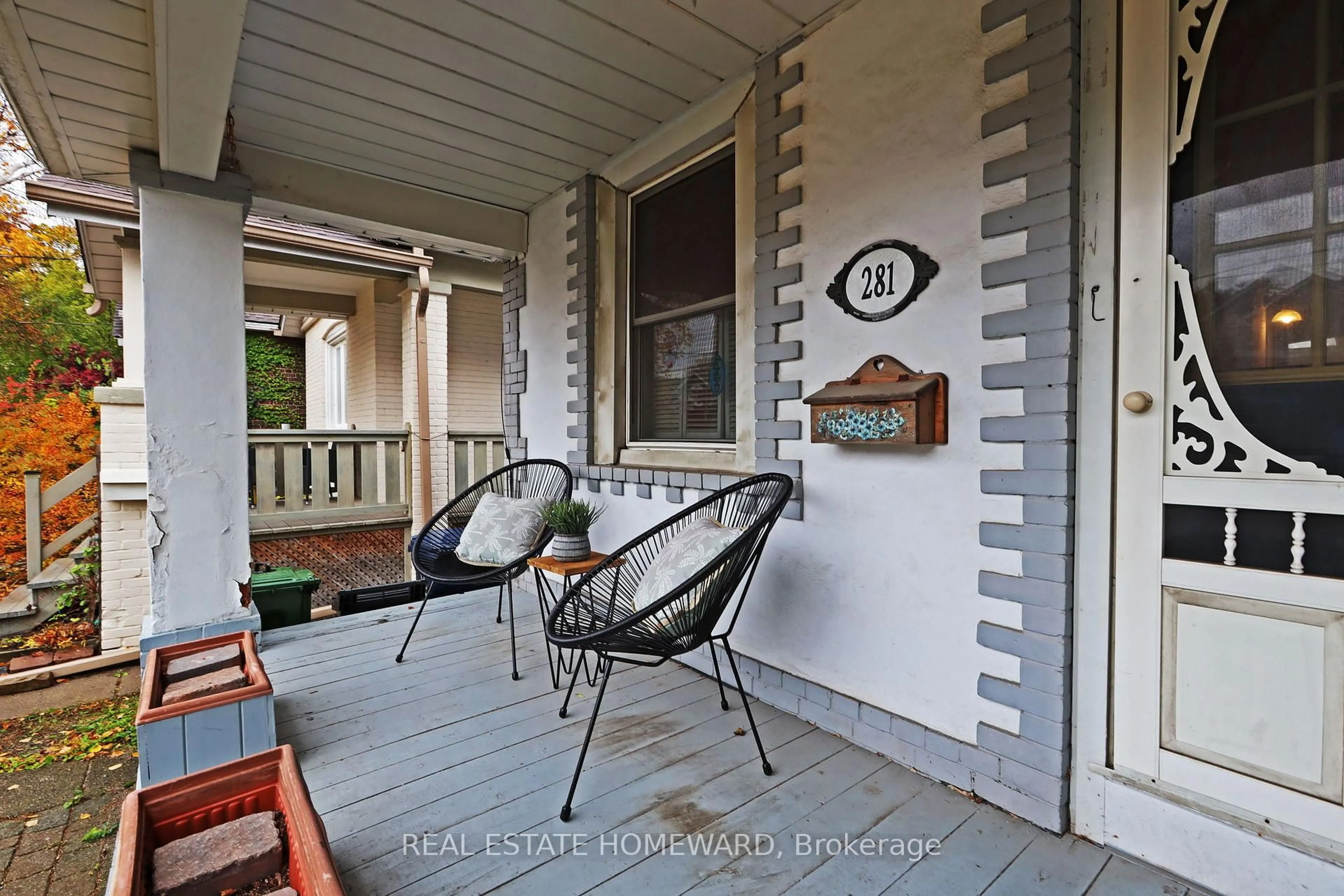 Patio, street for 281 queensdale Ave, Toronto Ontario M4C 2B5