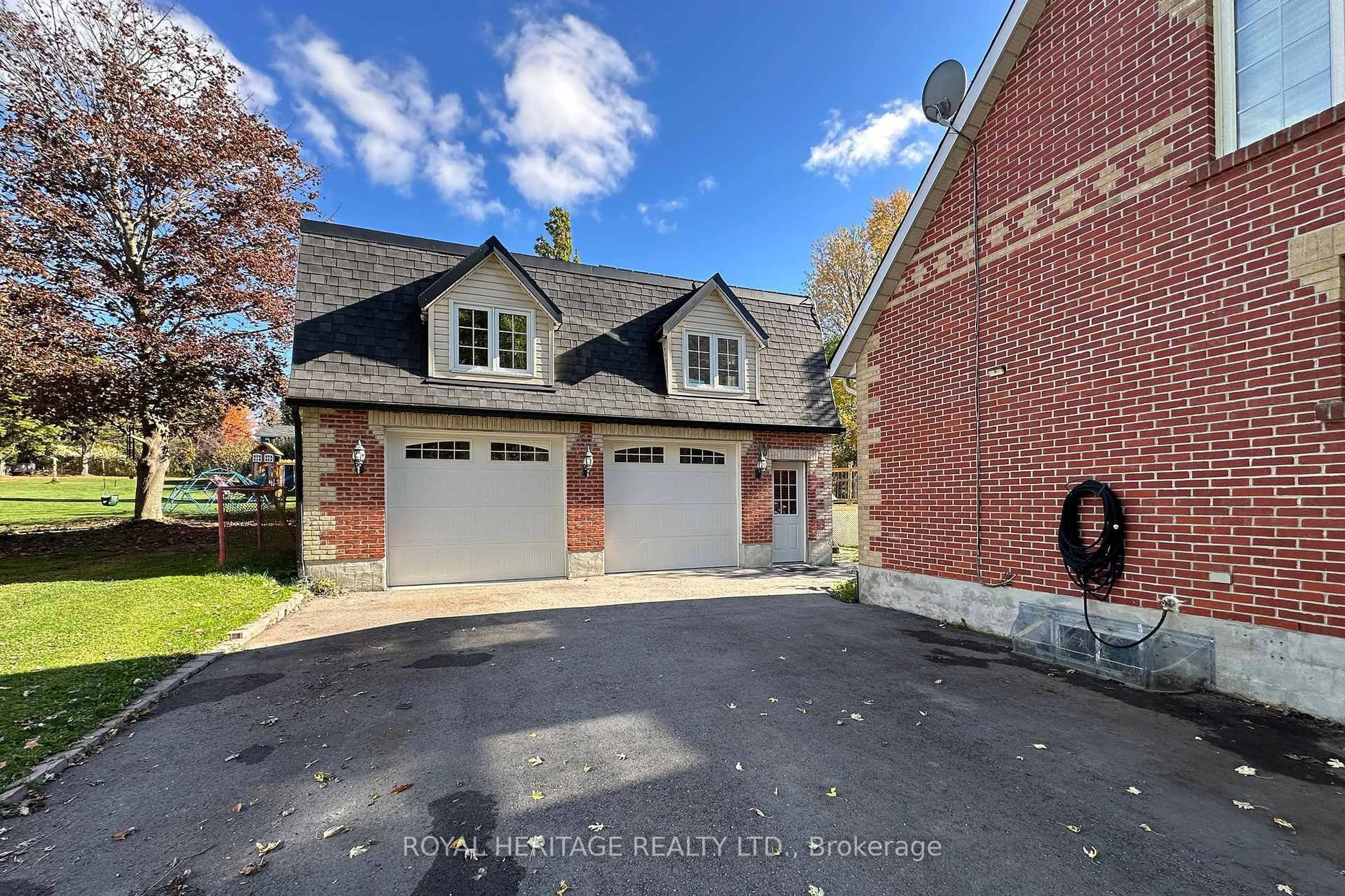 Home with brick exterior material, street for 31 Ambleside Dr, Scugog Ontario L9L 1B4