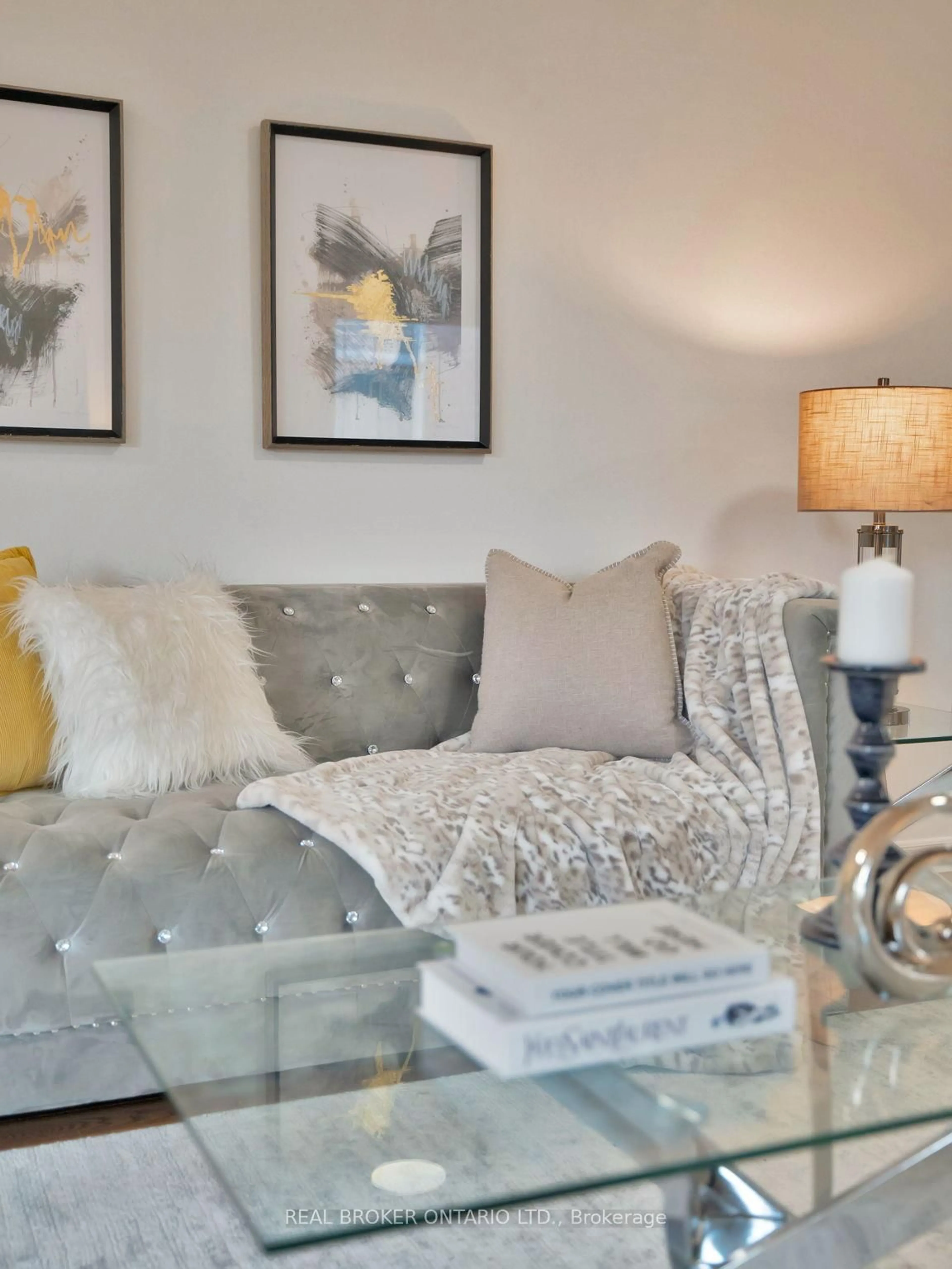 Living room with furniture, unknown for 462 Staines Rd, Toronto Ontario M1X 2B9