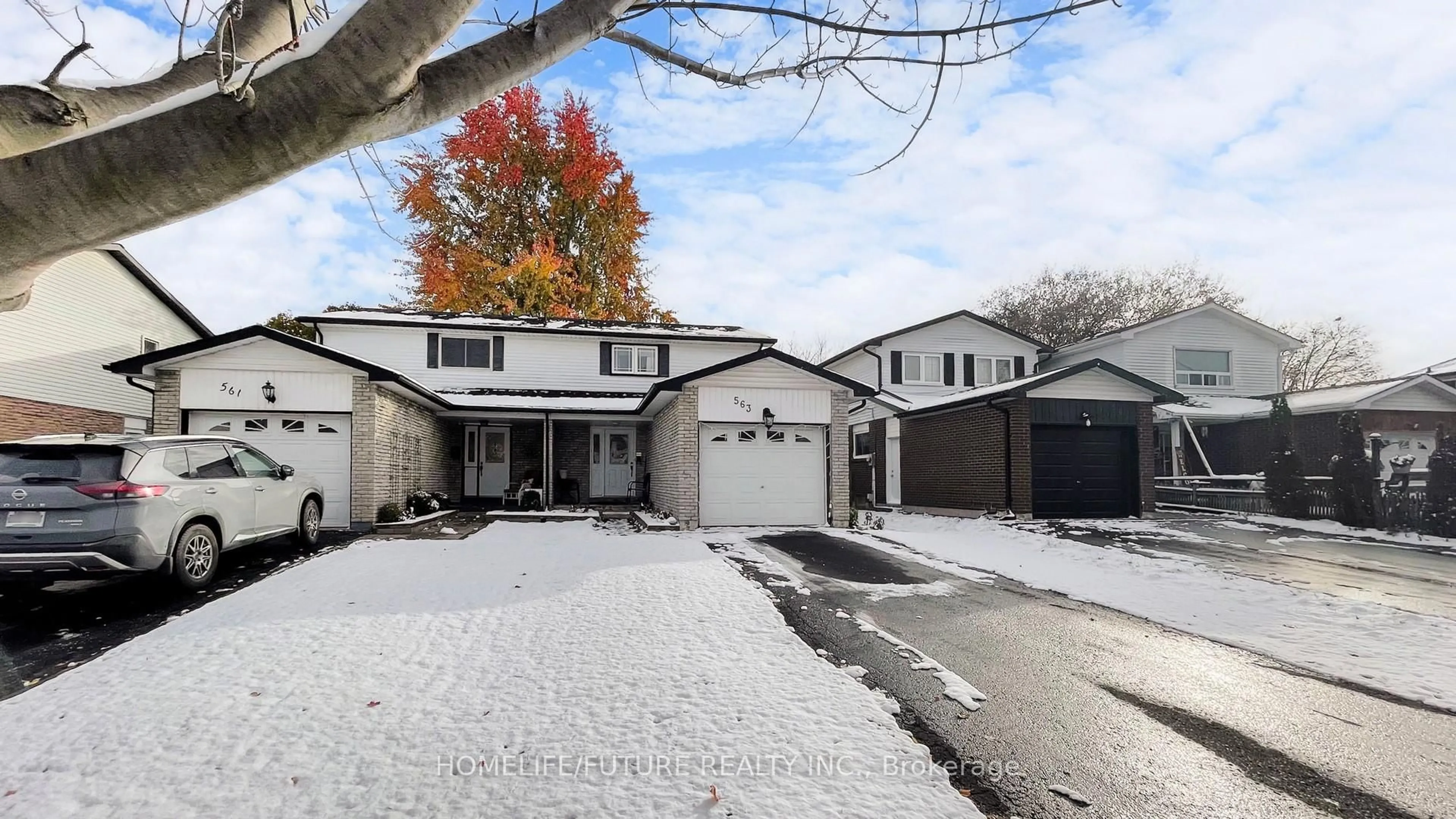 Unknown for 563 Balsam Cres, Oshawa Ontario L1J 6A1