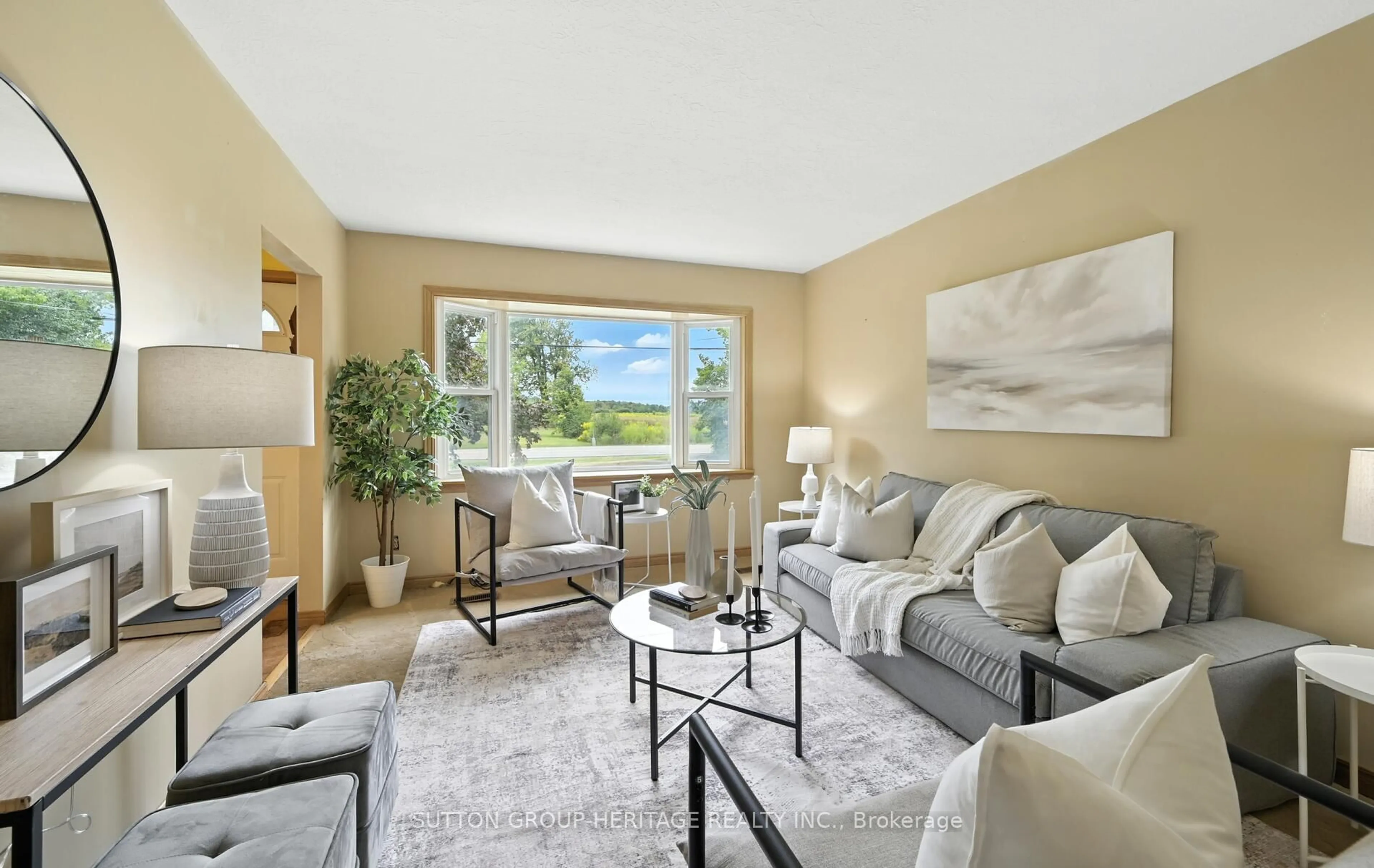 Living room with furniture, unknown for 405 Columbus Rd, Whitby Ontario L1M 1L3