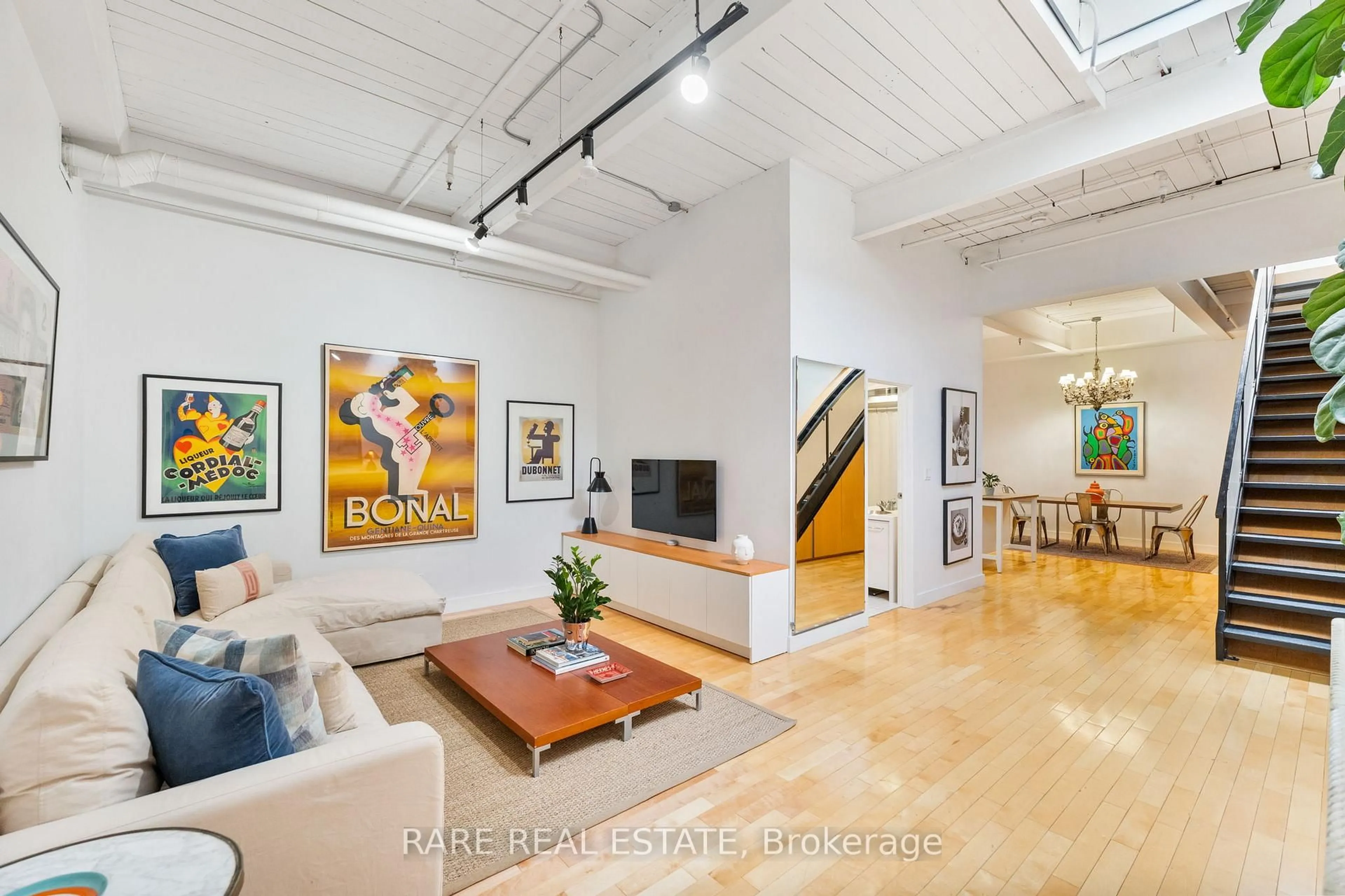 Unknown for 326 Carlaw Ave #233, Toronto Ontario M4M 3N8