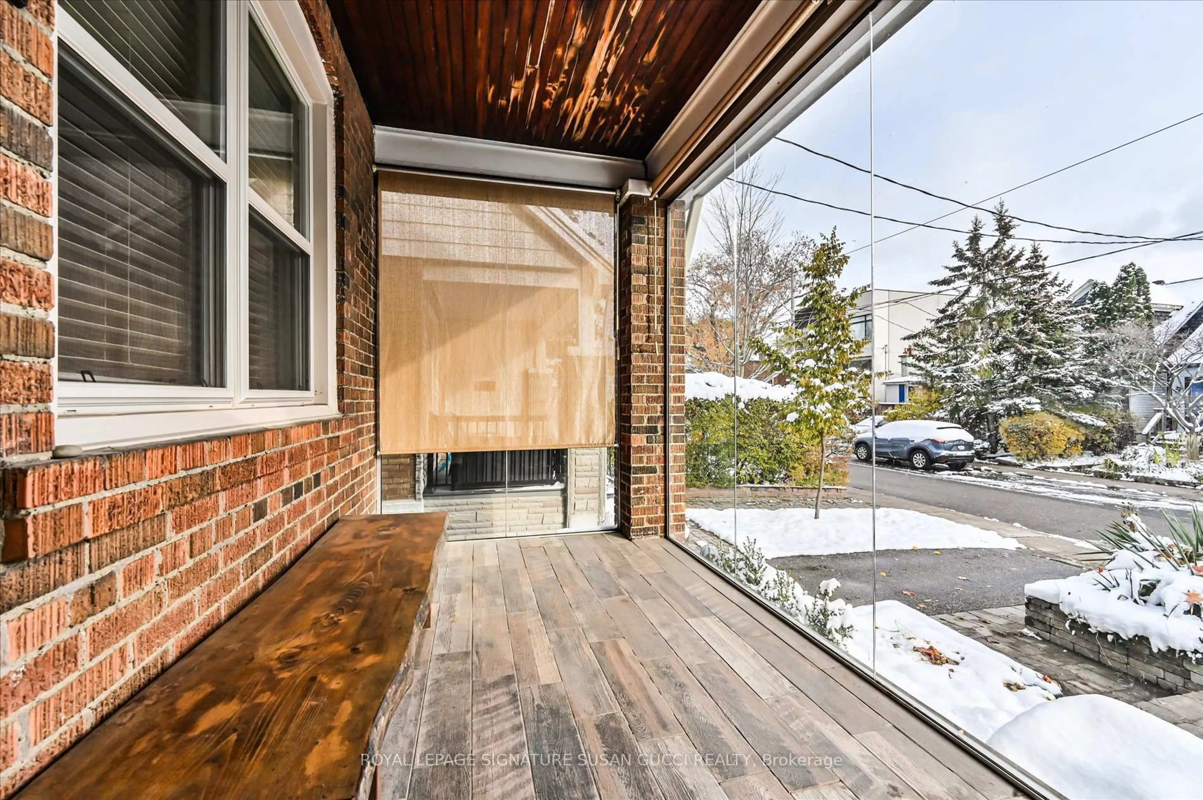 Patio, street for 98 Frater Ave, Toronto Ontario M4C 2H8