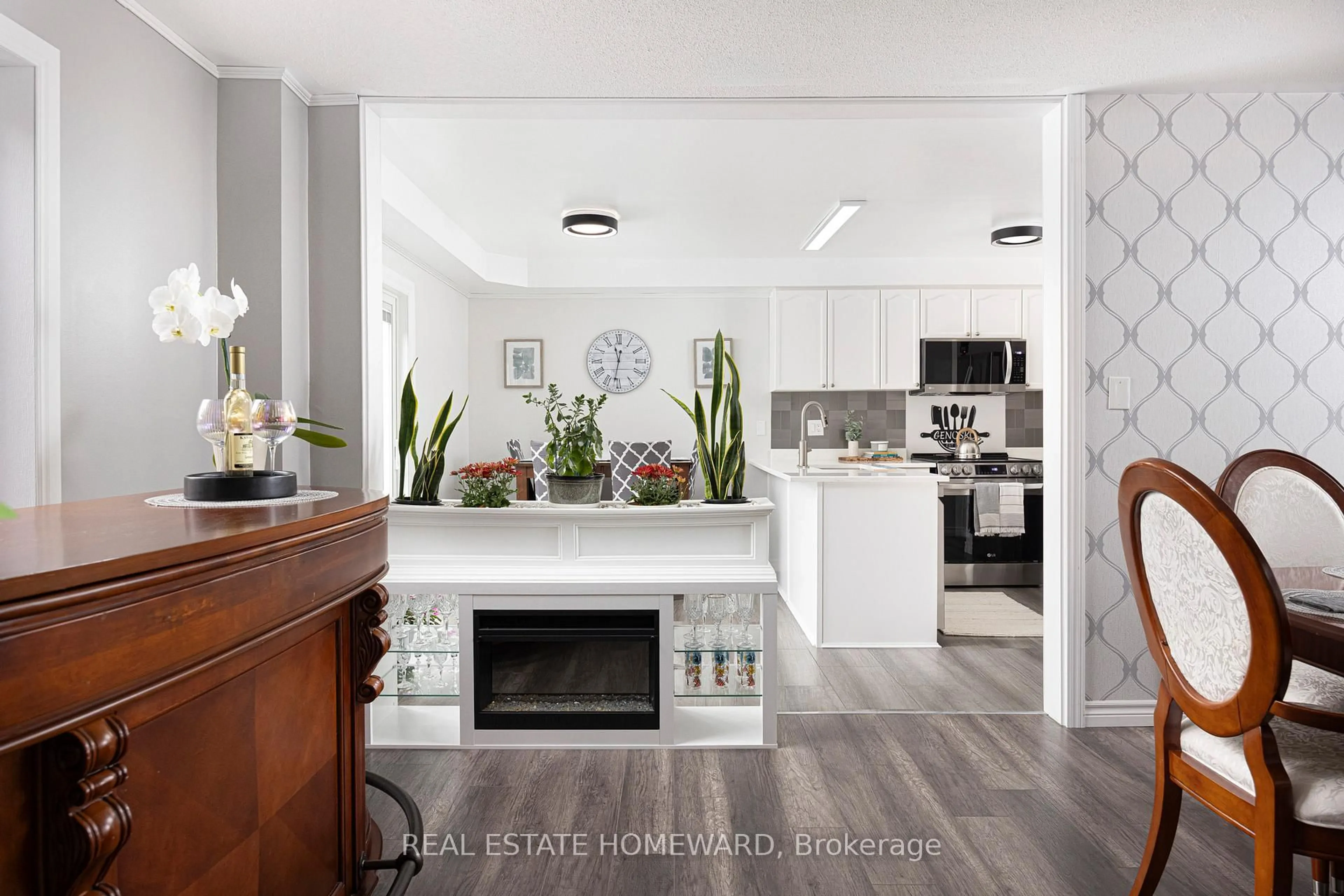 Open concept kitchen, unknown for 49 Waterview Lane, Clarington Ontario L1B 1P5