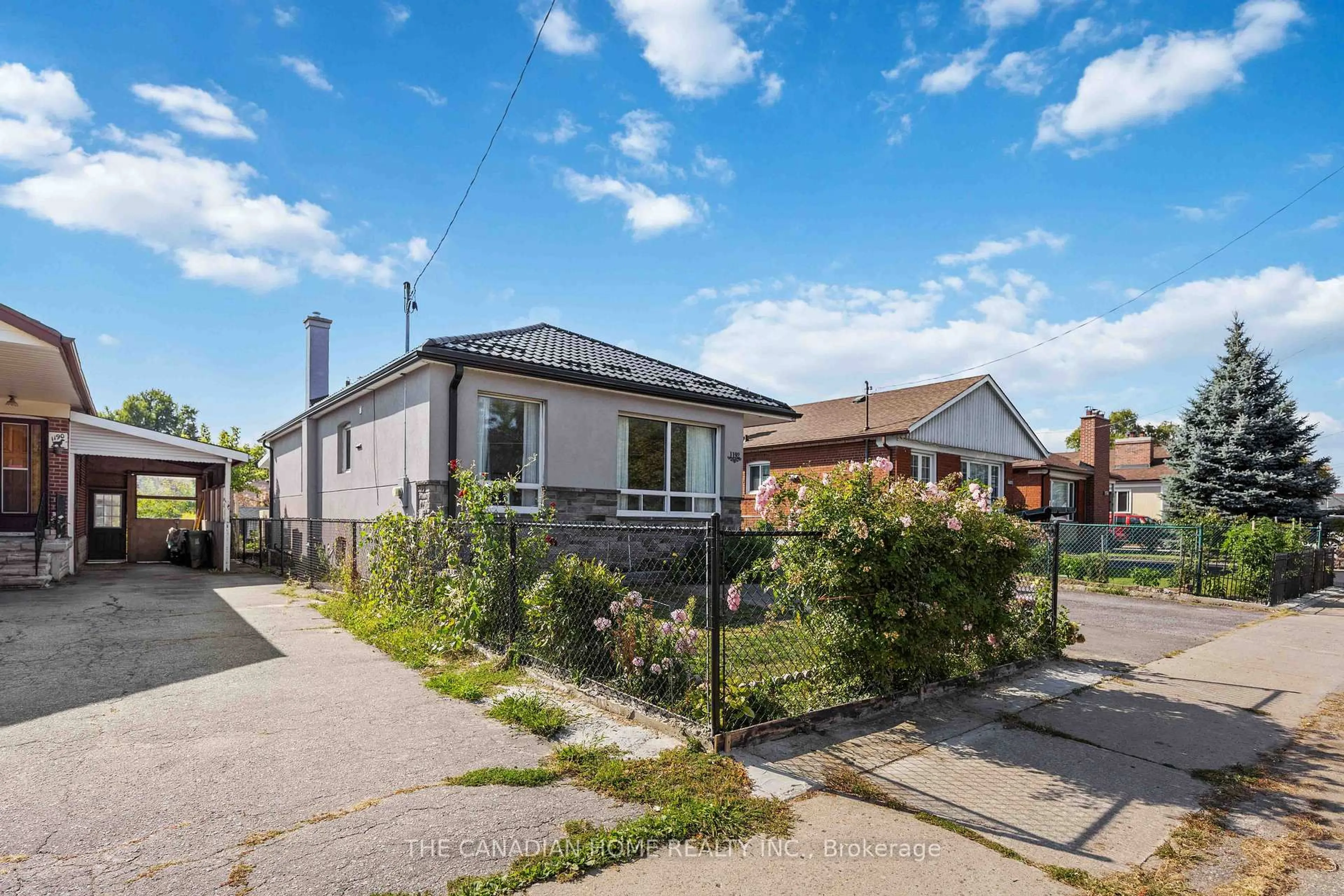 Home with brick exterior material, street for 1192 Warden Ave, Toronto Ontario M1R 2R1