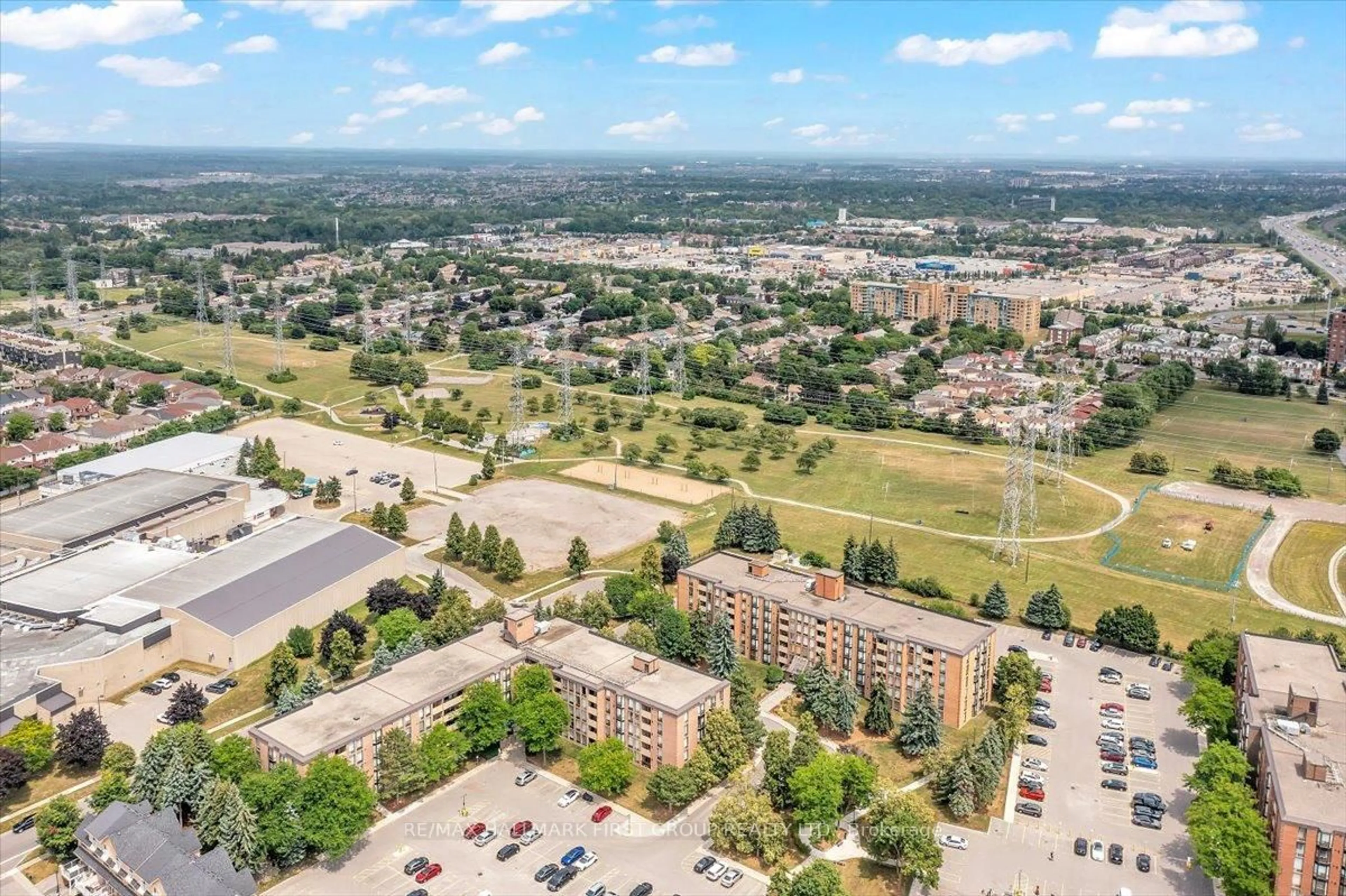 A pic from outside/outdoor area/front of a property/back of a property/a pic from drone, unknown for 1535 Diefenbaker Crt #109, Pickering Ontario L1V 3W2