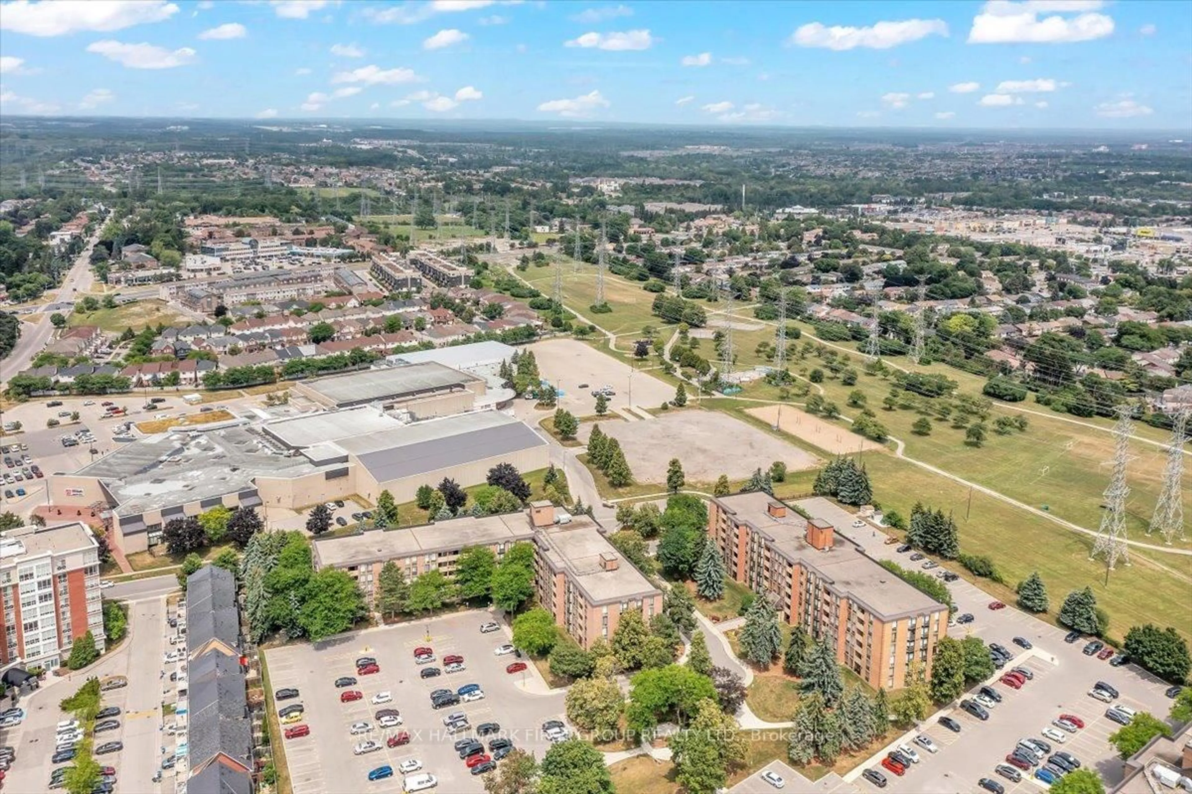 A pic from outside/outdoor area/front of a property/back of a property/a pic from drone, mountain view for 1535 Diefenbaker Crt #109, Pickering Ontario L1V 3W2